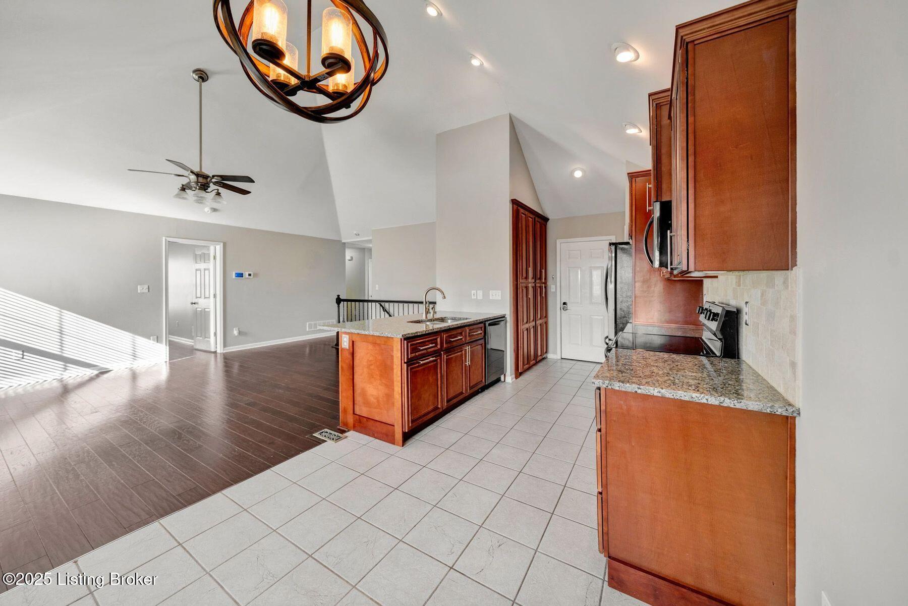 11312 Top Walnut Loop