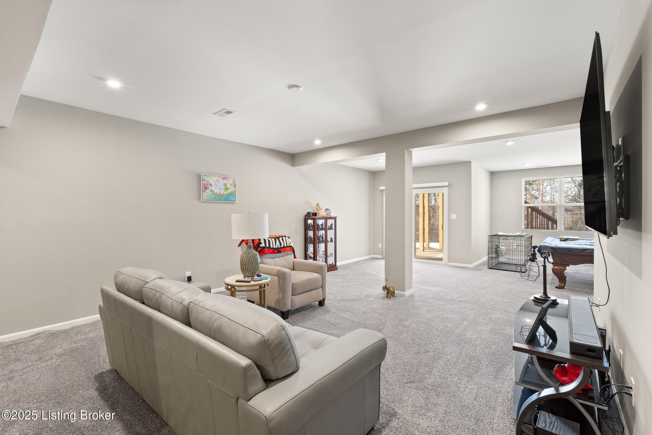 3908 Blackthorn Pl