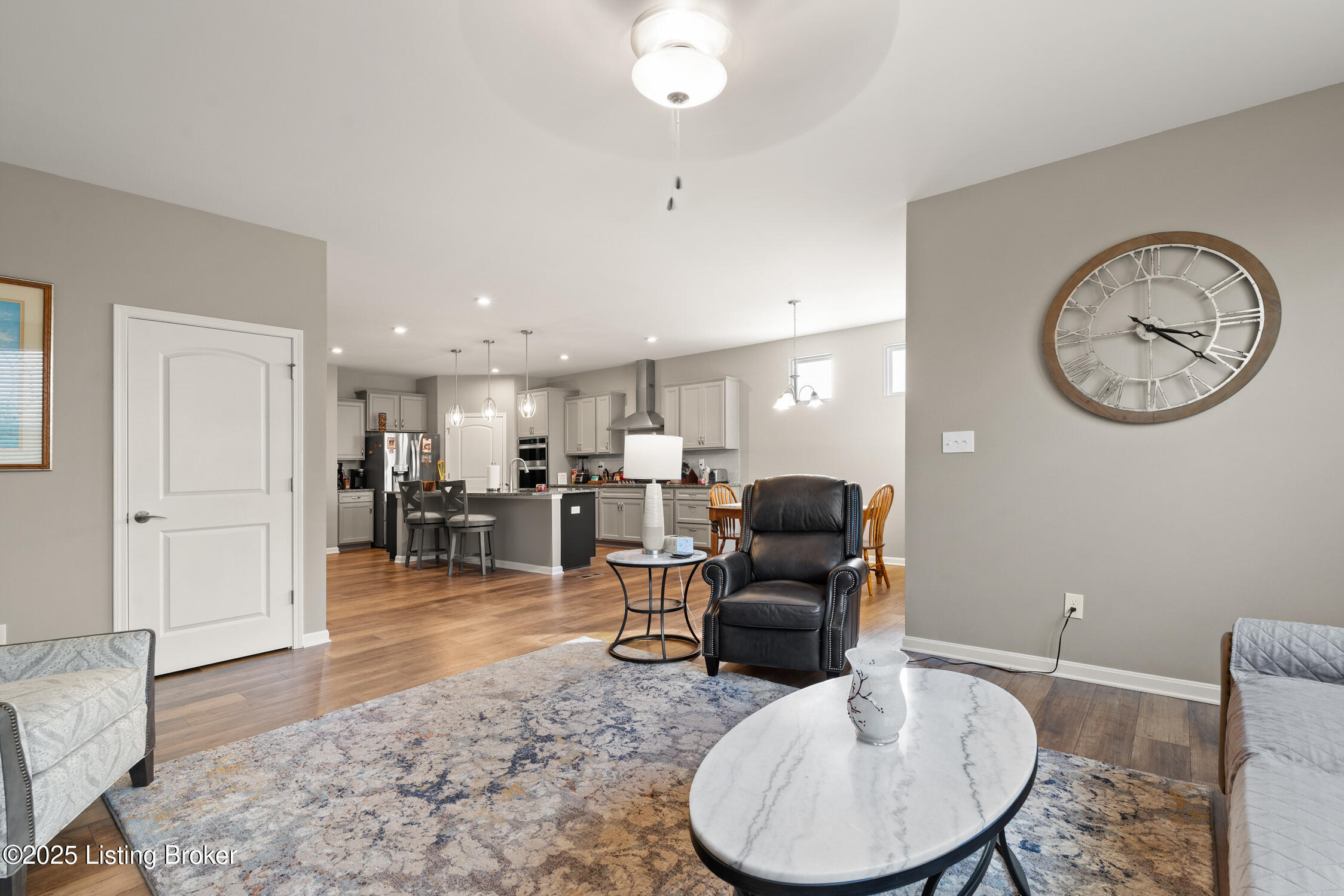 3908 Blackthorn Pl