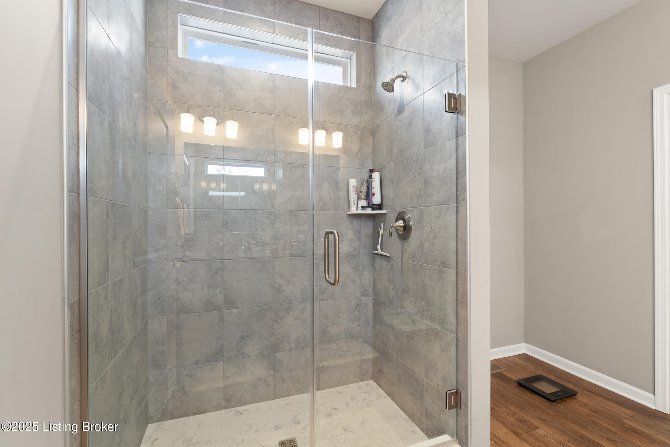 3908 Blackthorn Pl