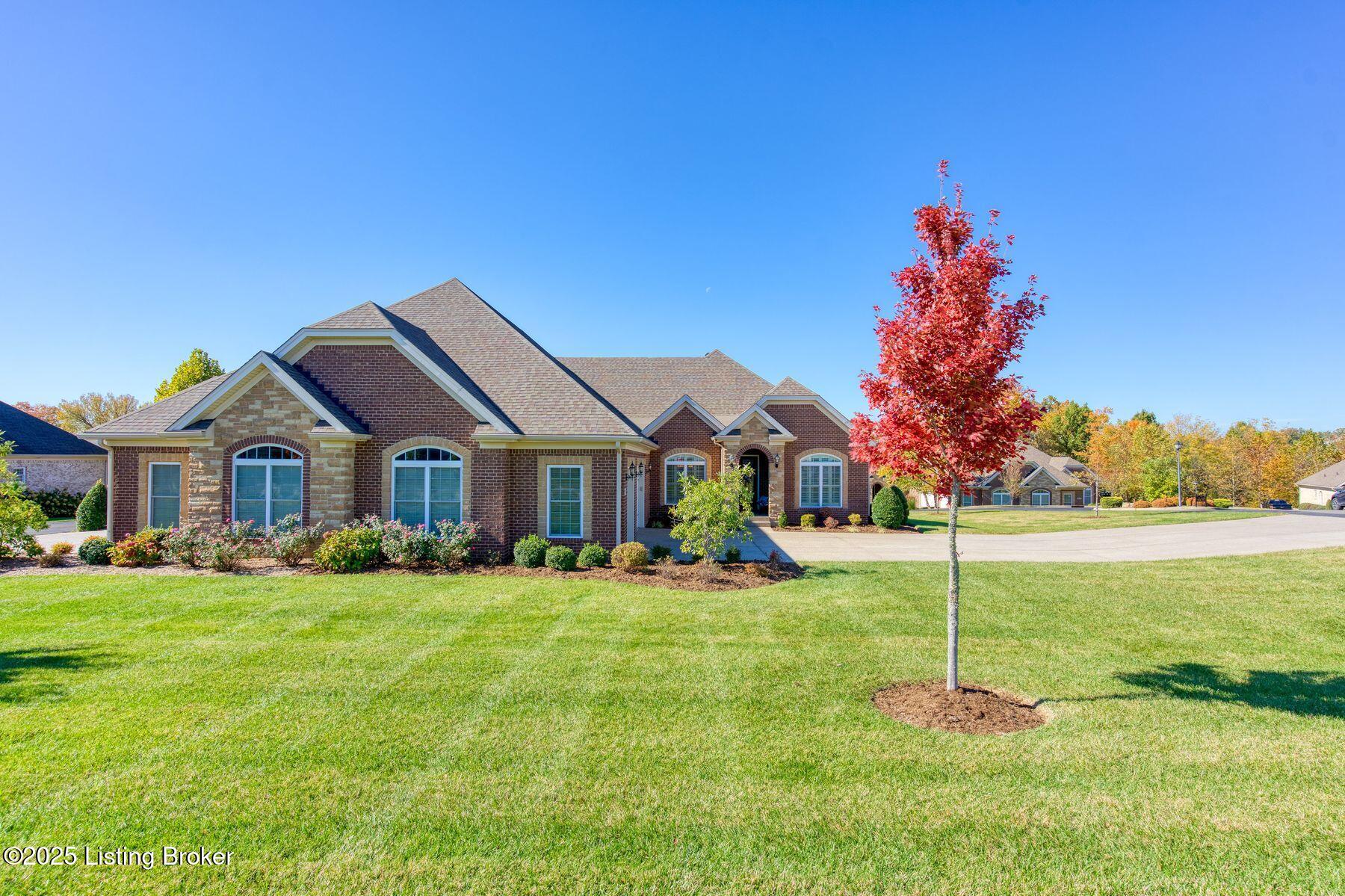 200 Queensway Park Pl