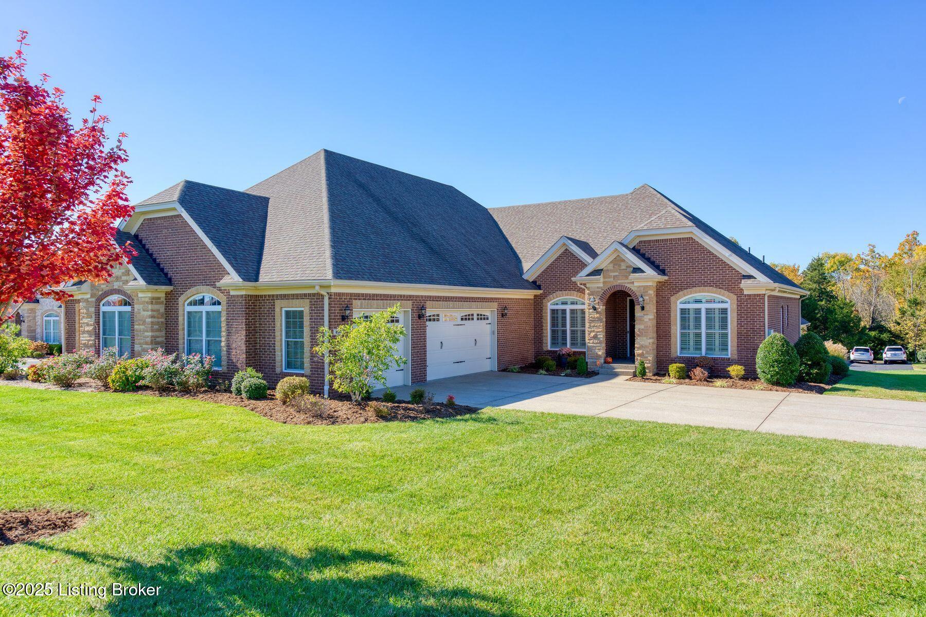 200 Queensway Park Pl