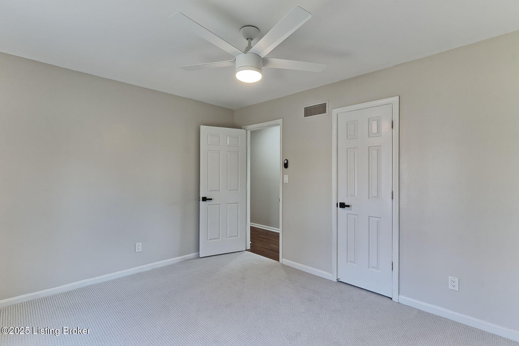 4317 Comanche Trail