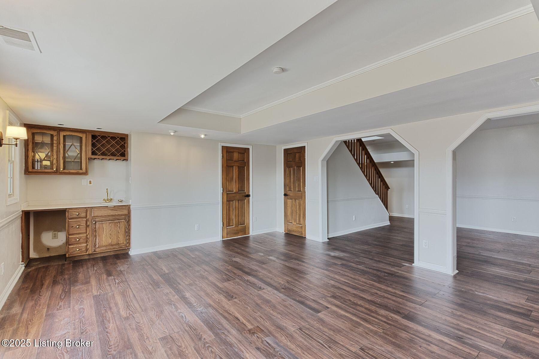 4317 Comanche Trail
