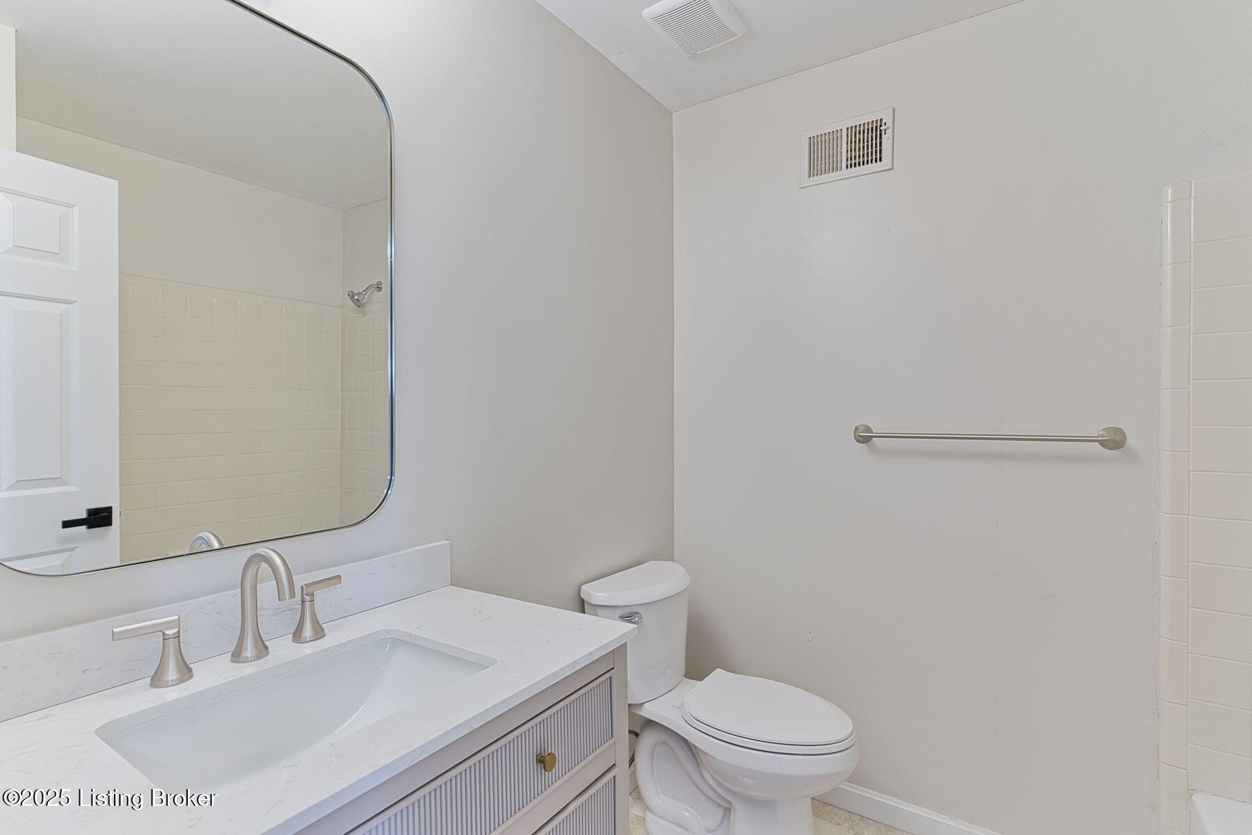 4317 Comanche Trail