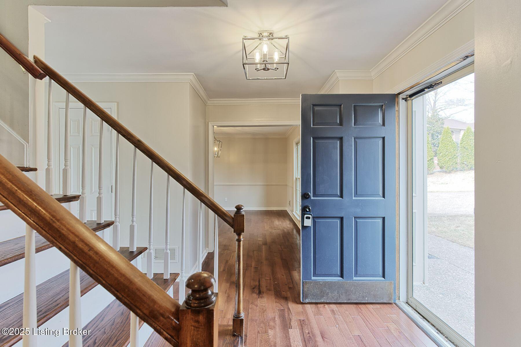 4317 Comanche Trail