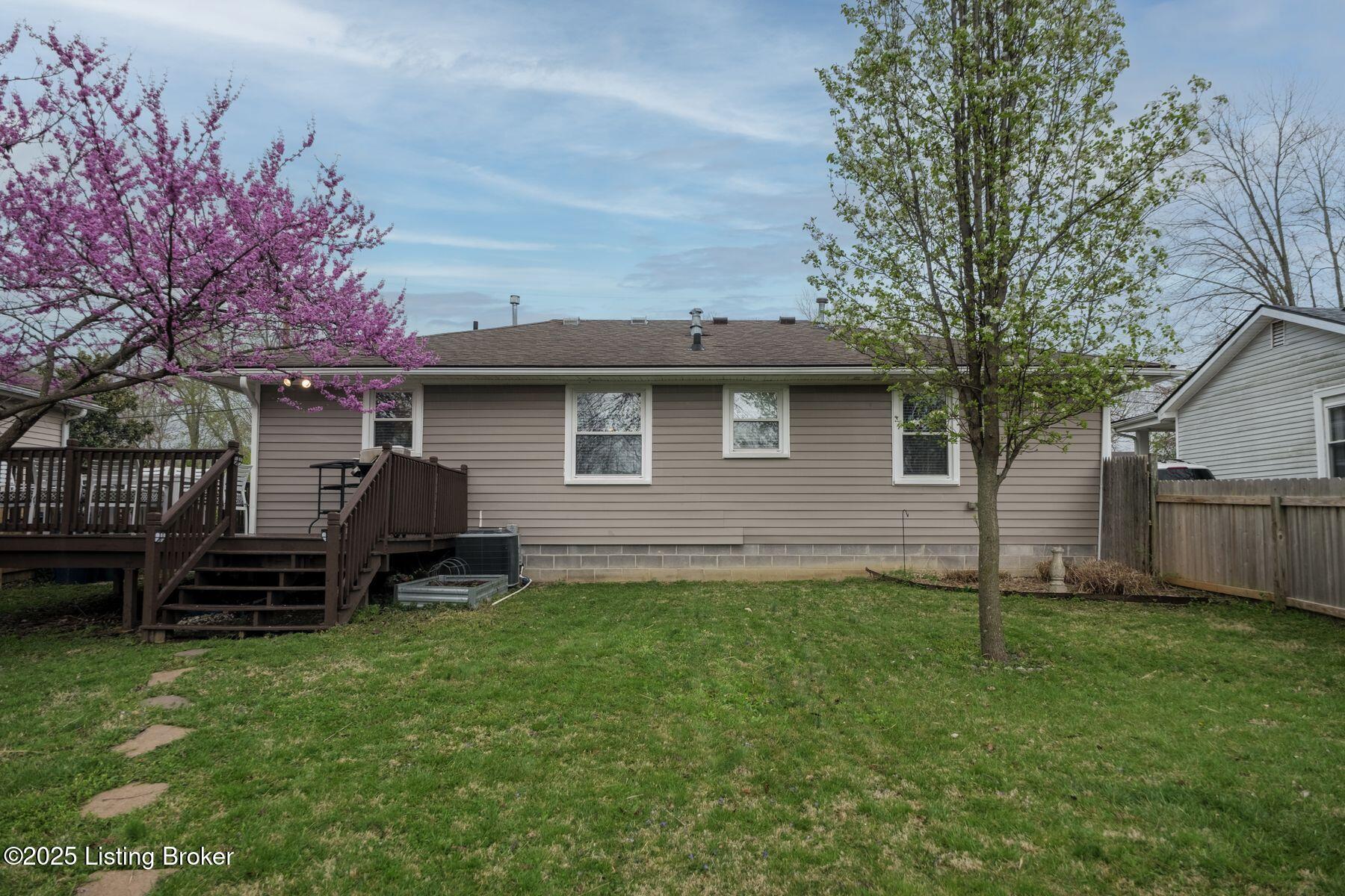 606 Plainview Ave