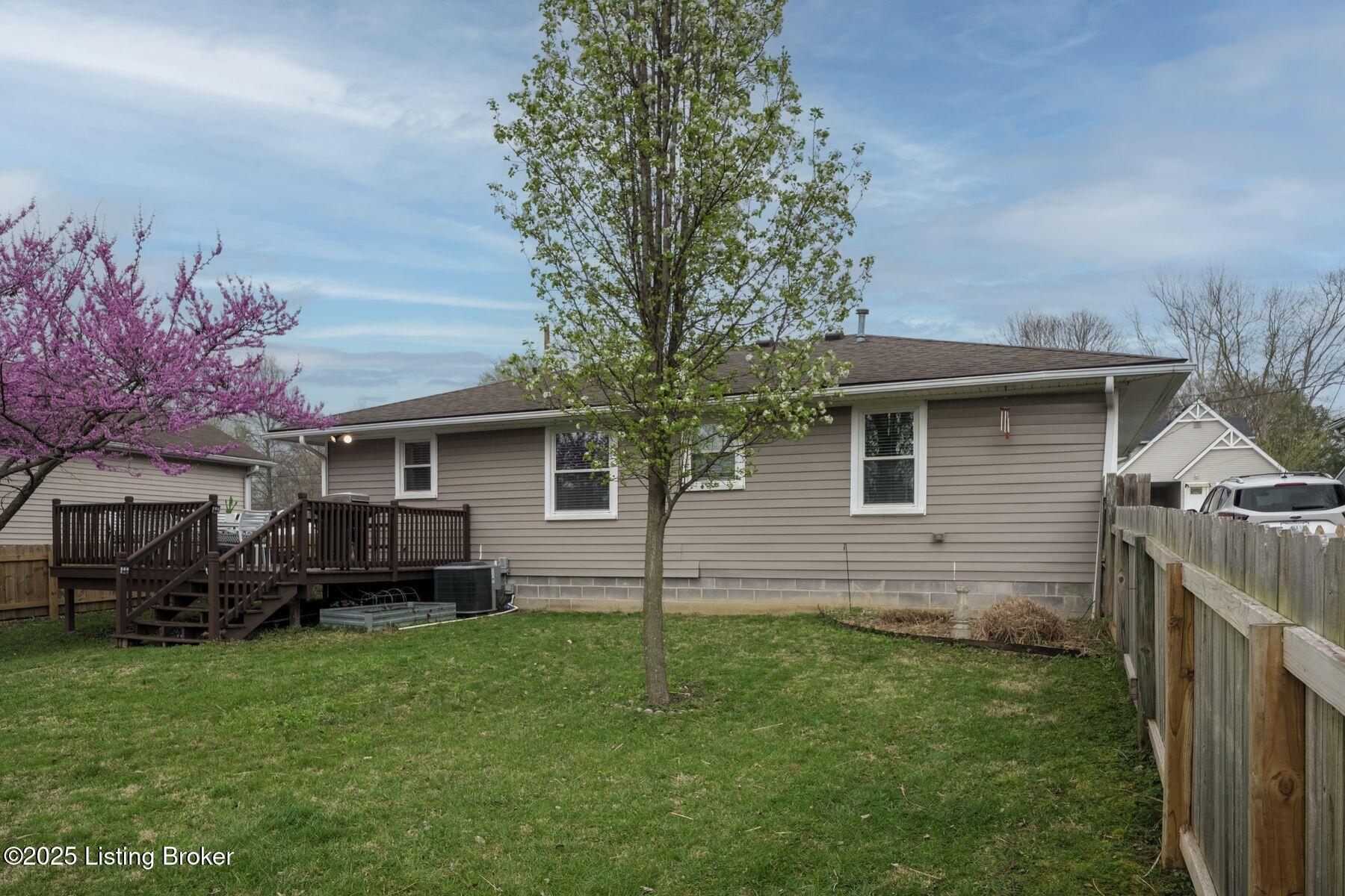 606 Plainview Ave