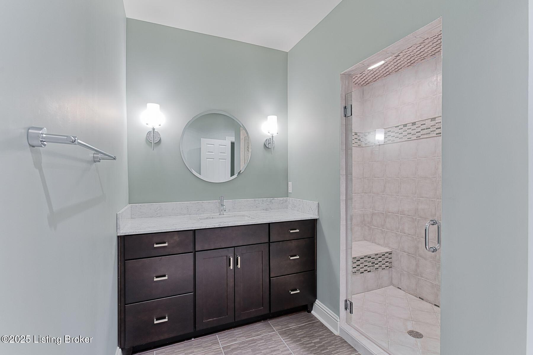 1511 Crosstimbers Dr