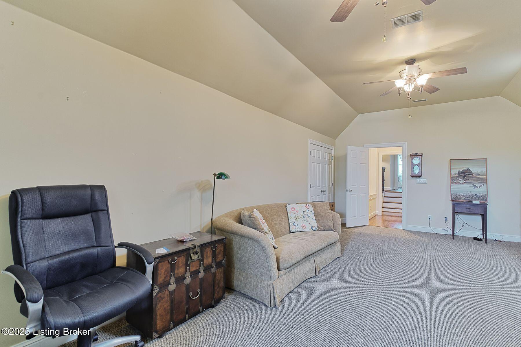 1511 Crosstimbers Dr