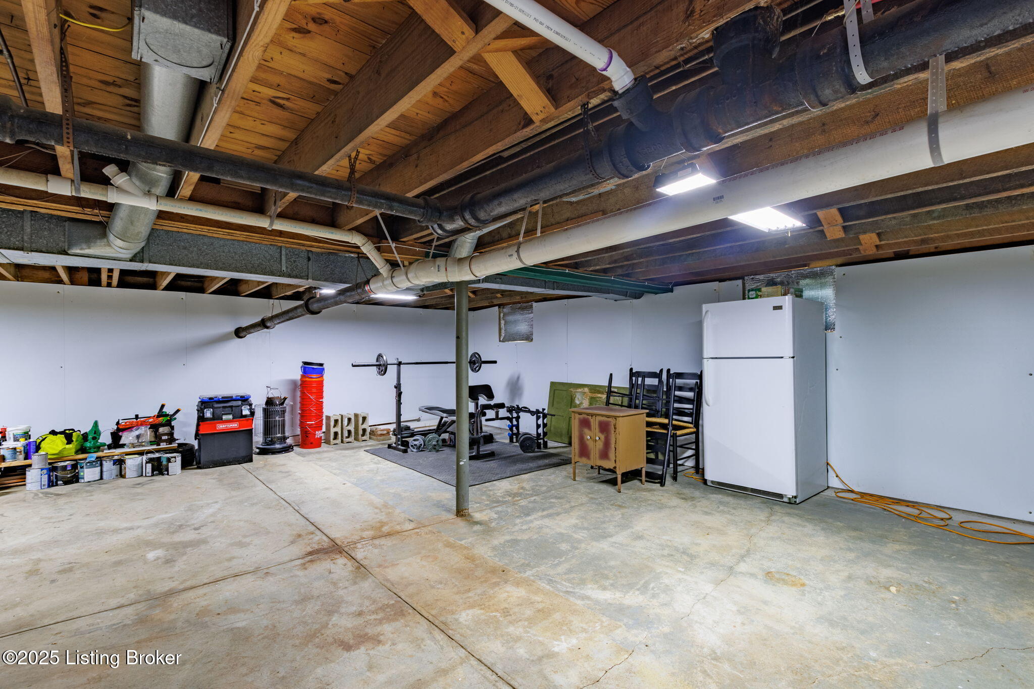 700 Ashland Ave