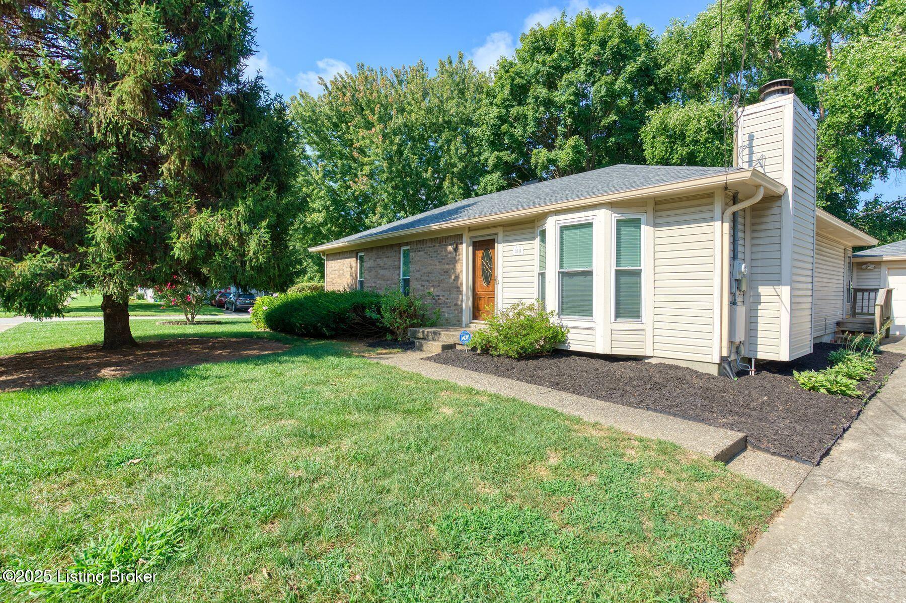 3314 La Follette Dr