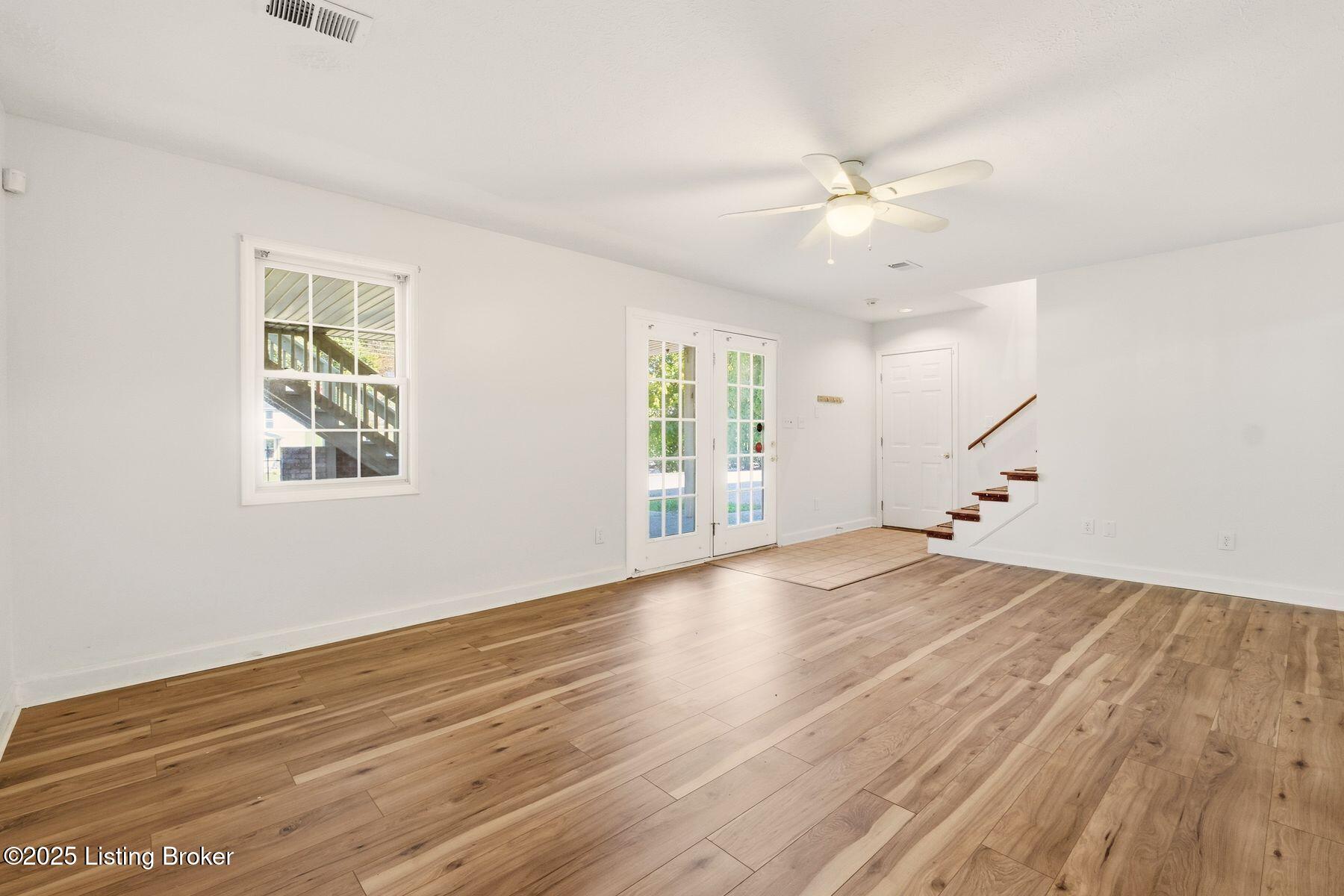 4402 Stone Wynde Dr, Louisville