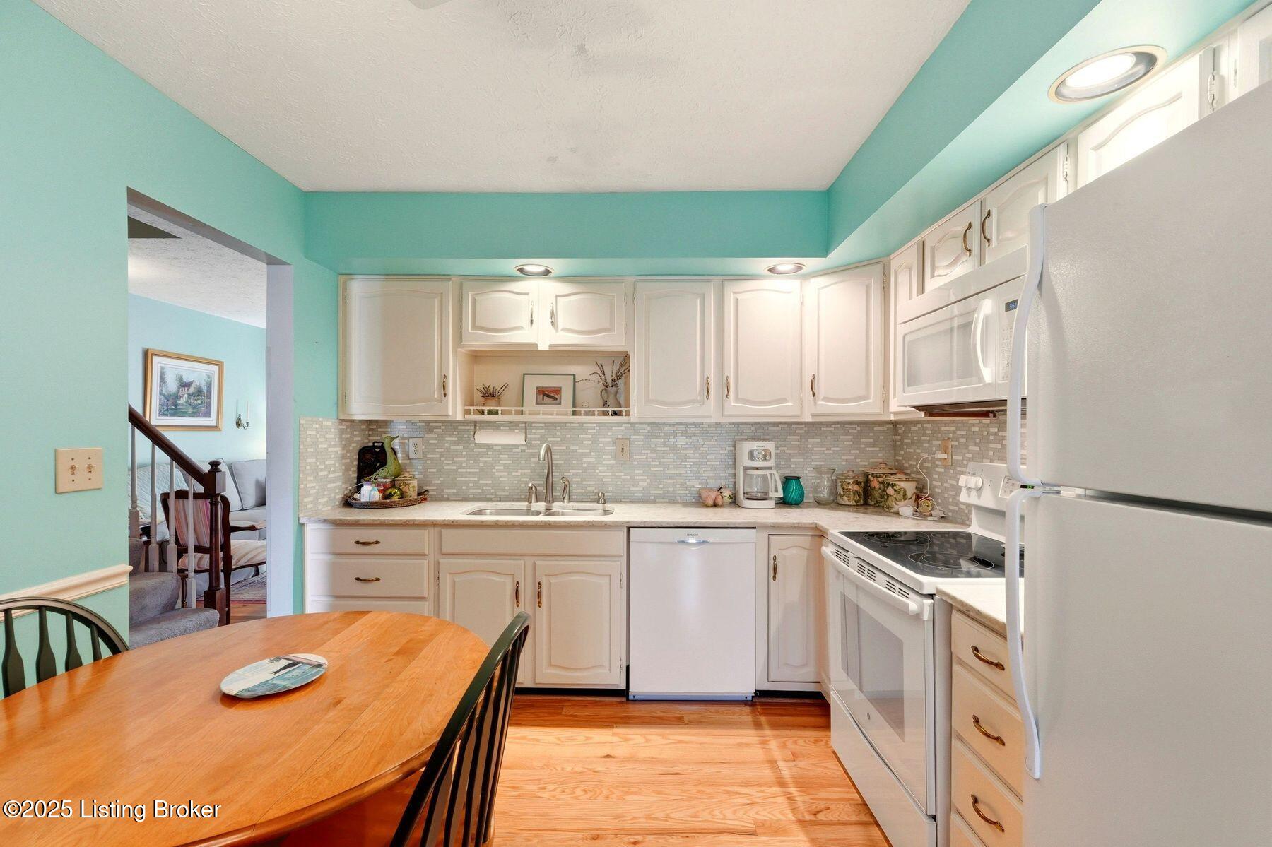 108 Gardiner Lake Rd