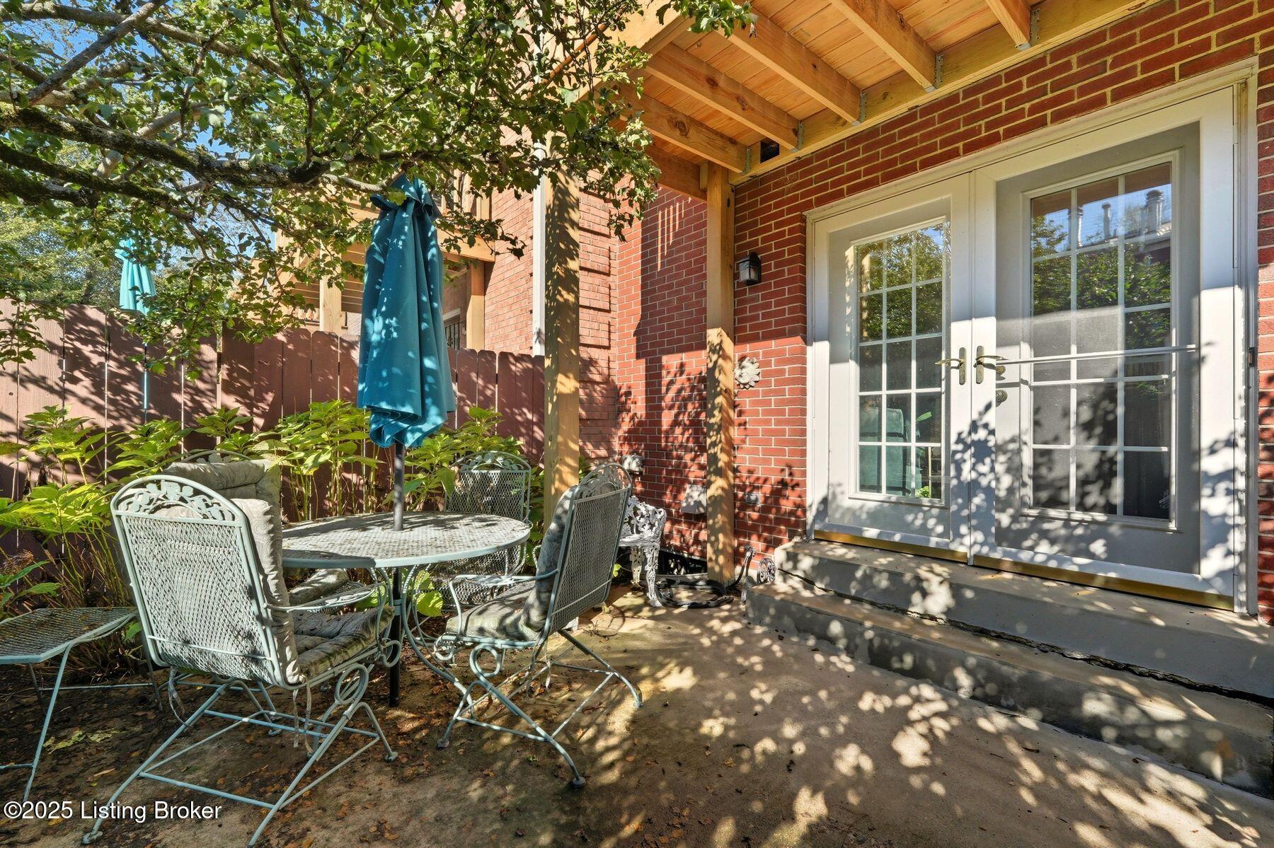 108 Gardiner Lake Rd