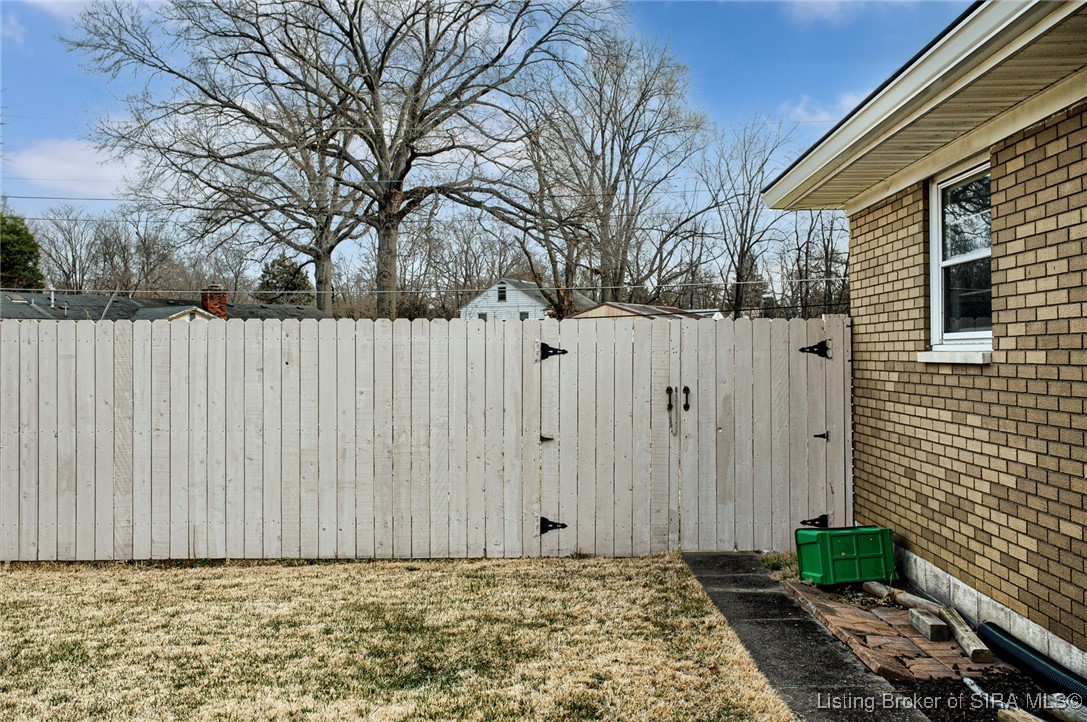 2415 Mary Ann Drive