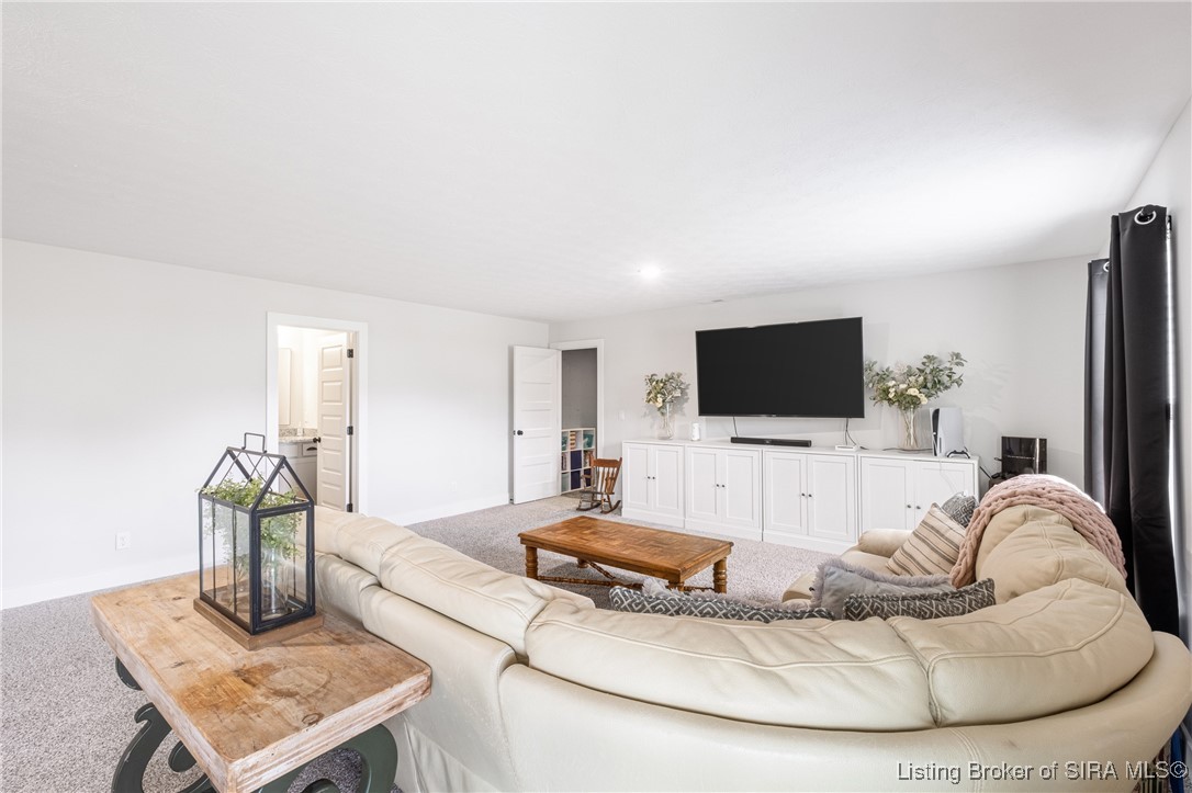4221 Toms Way
