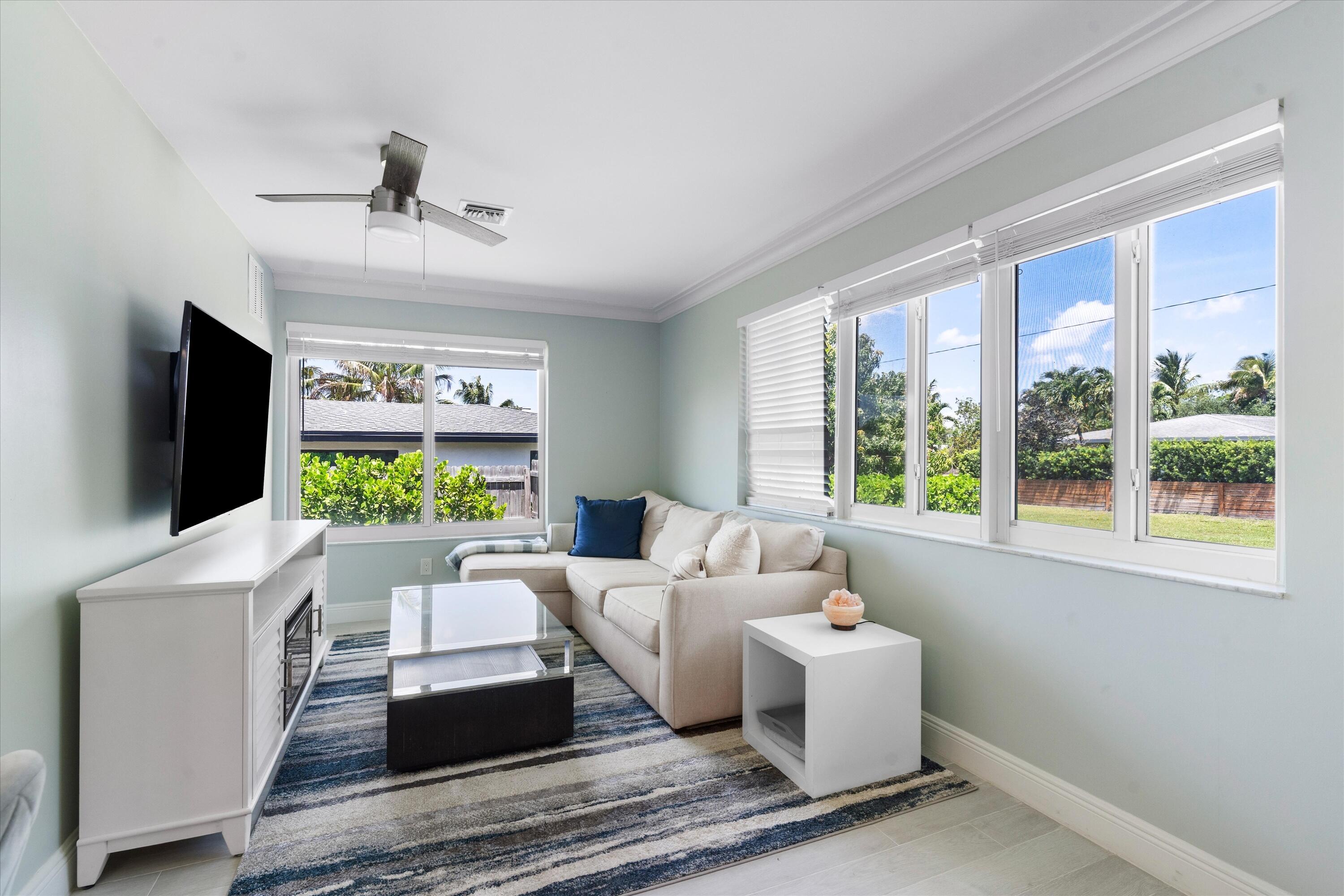 108 SE 31st Avenue