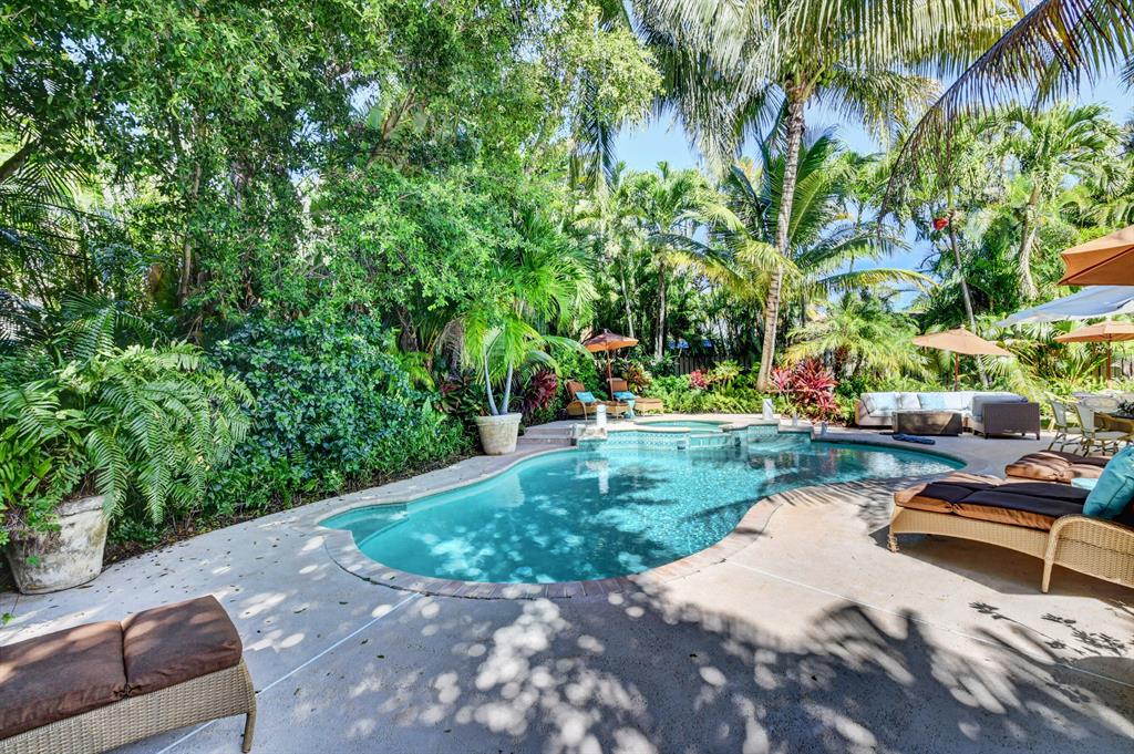 332 SE 7th Avenue