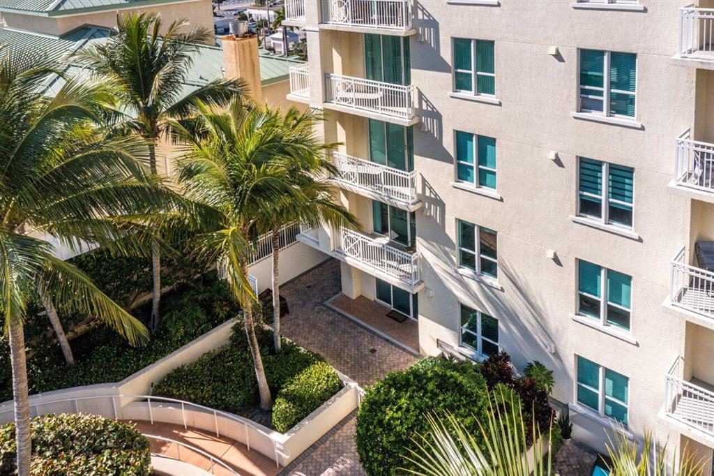 450 N Federal Highway 605
