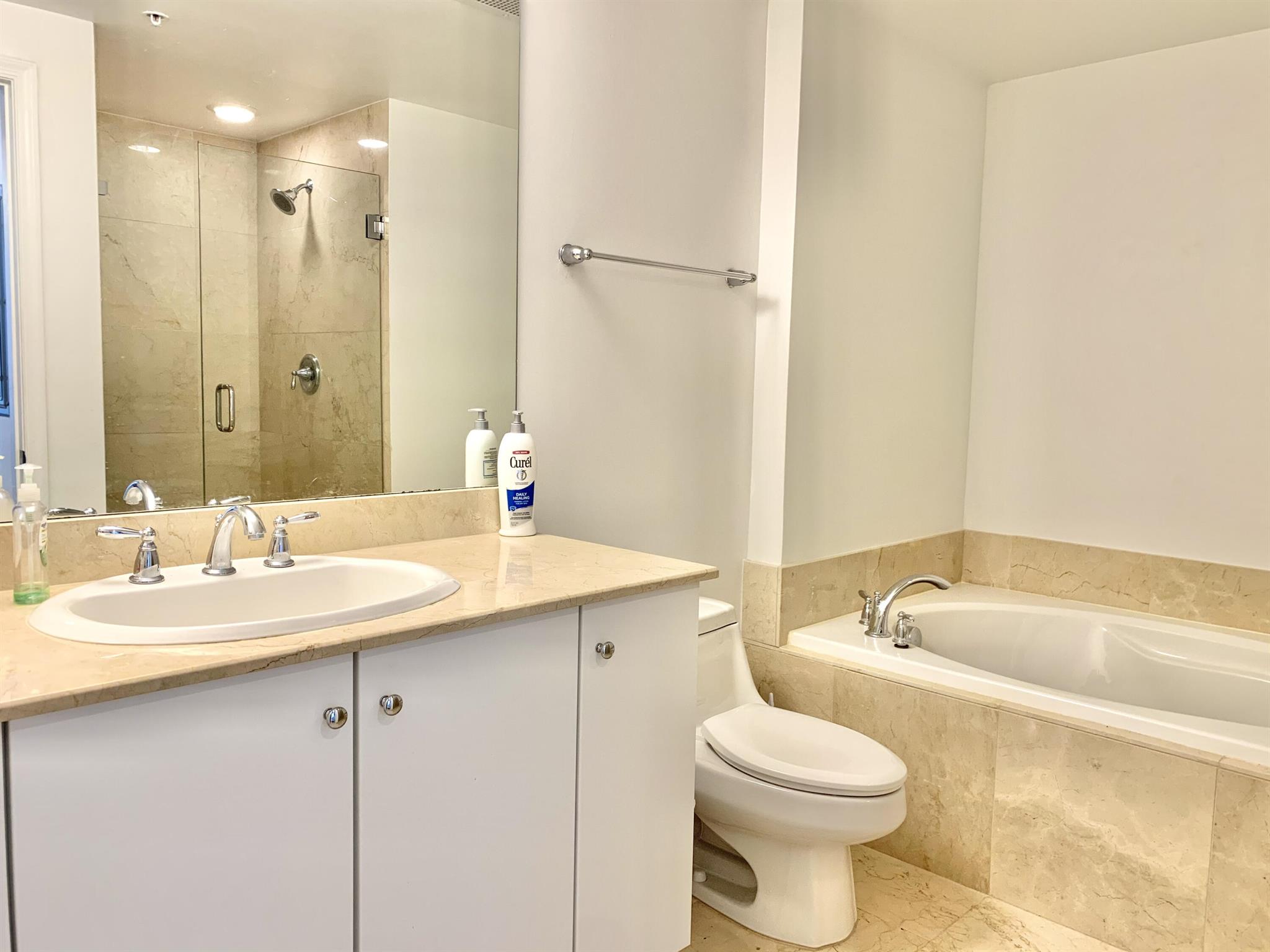 450 N Federal Highway Highway 1102