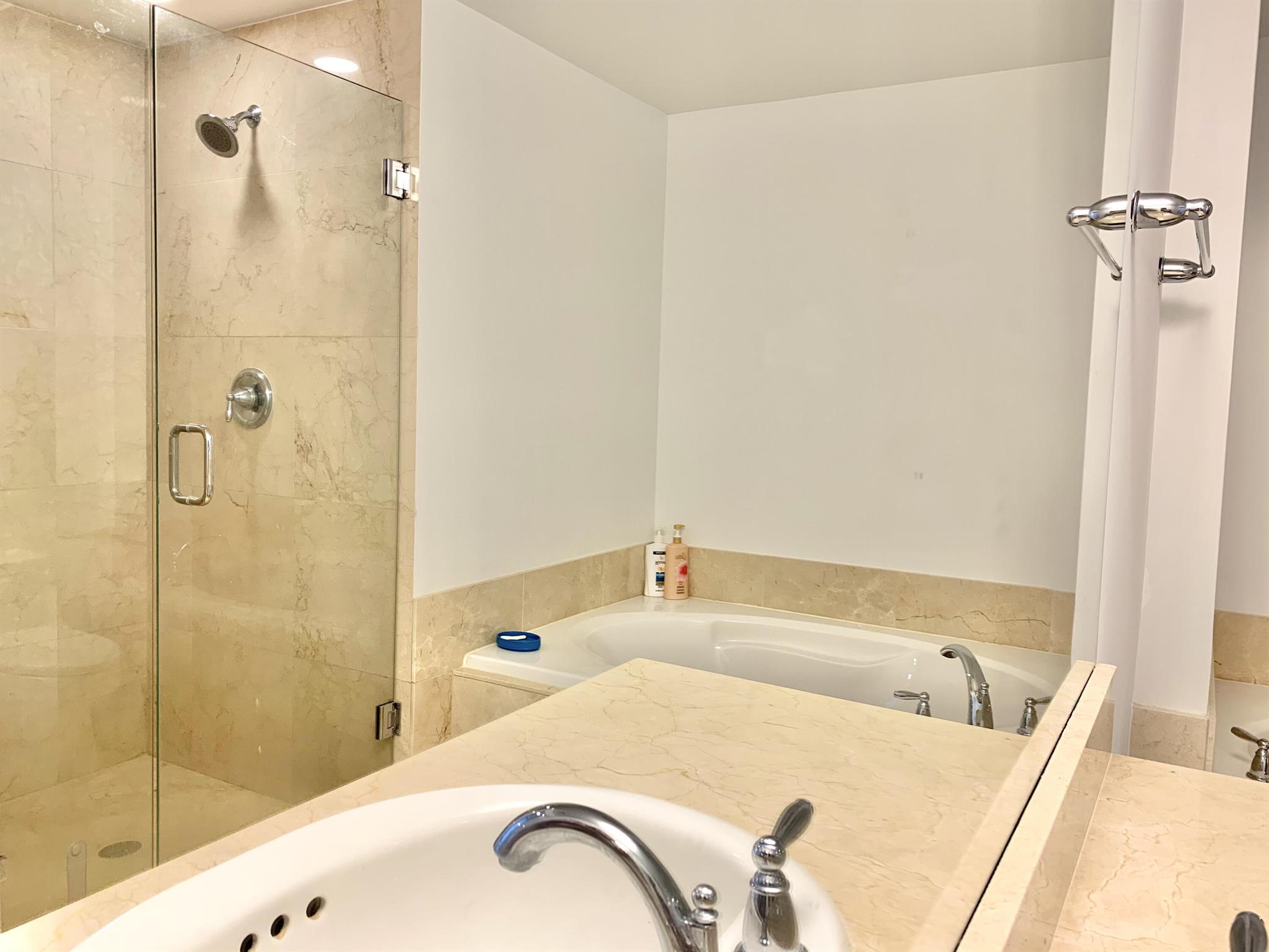 450 N Federal Highway Highway 1102