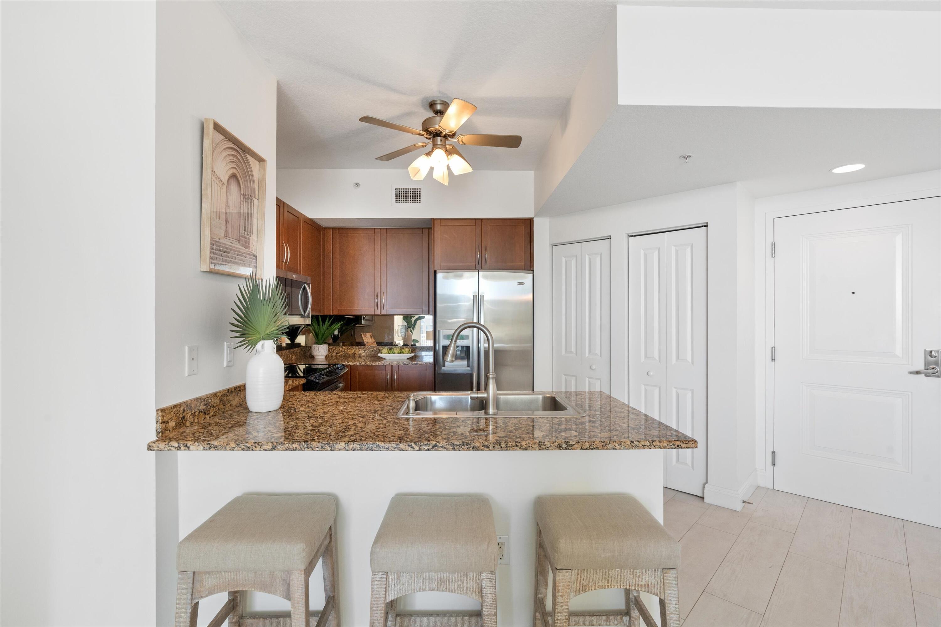 450 N Federal Highway 1409