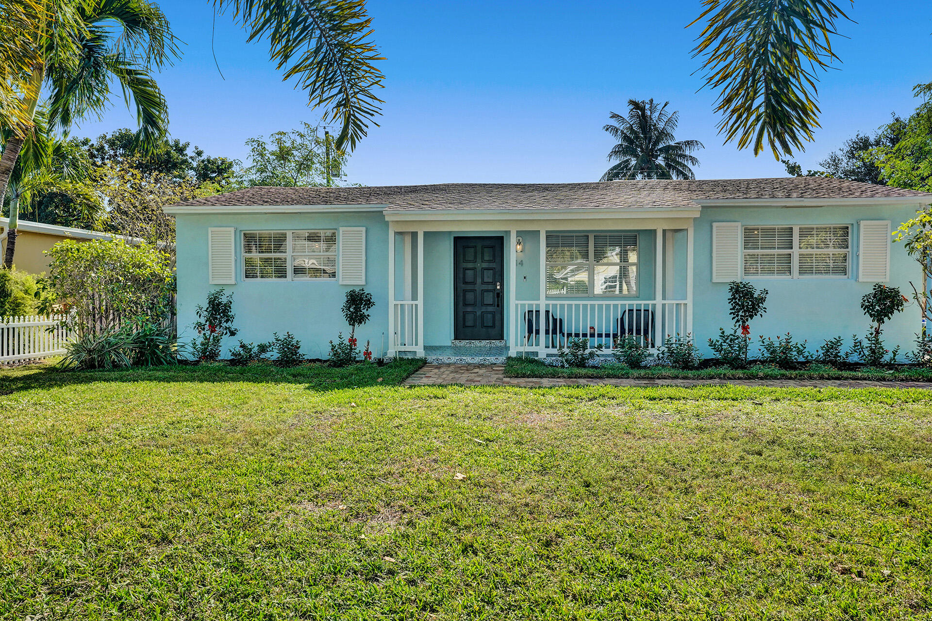 14 S Swinton Circle