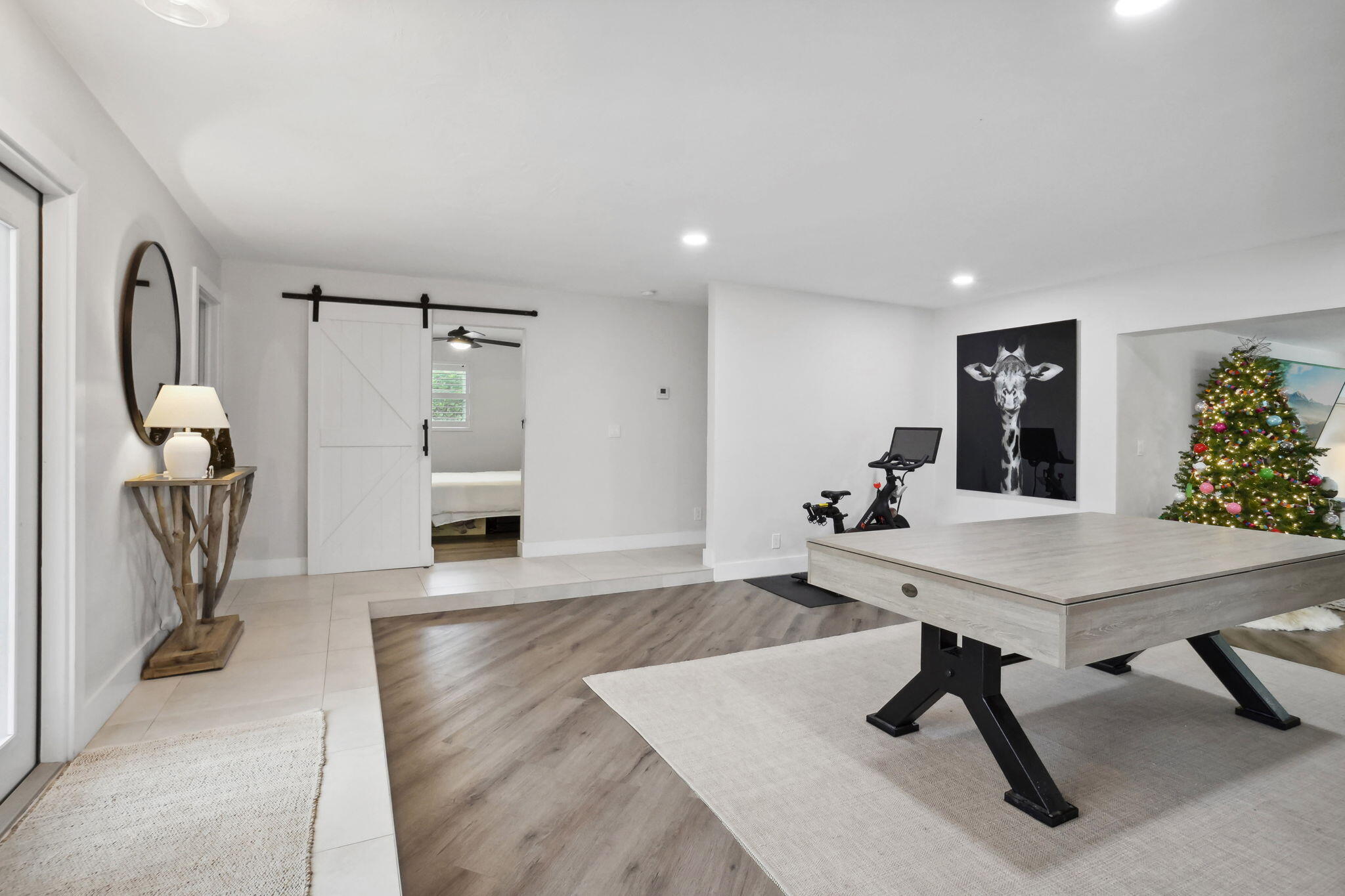 914 SW 27th Place