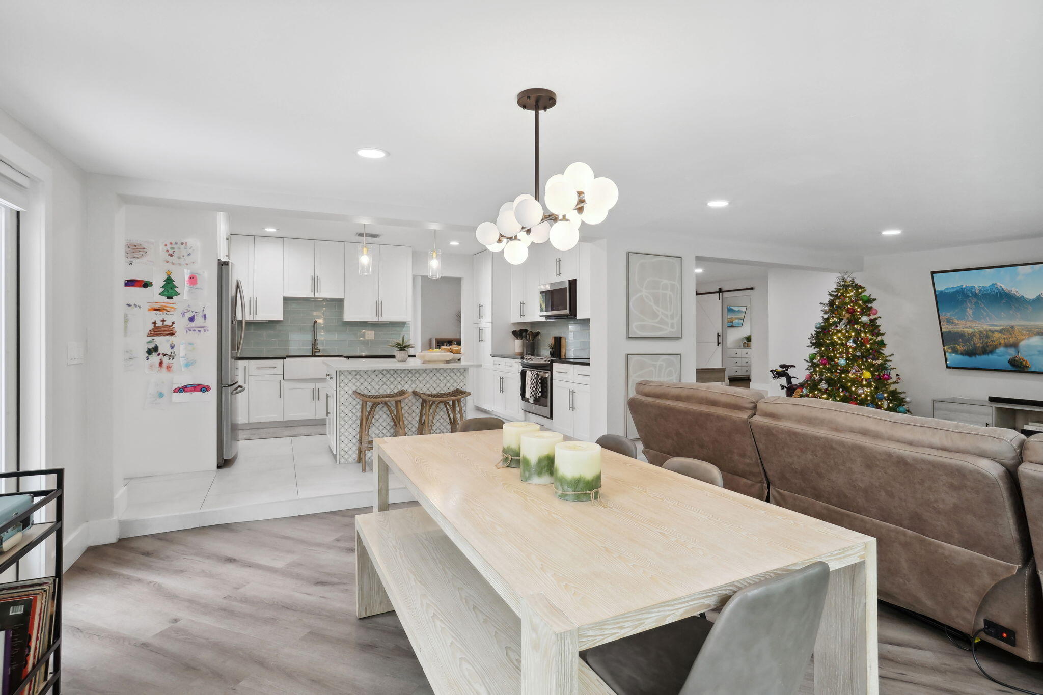 914 SW 27th Place
