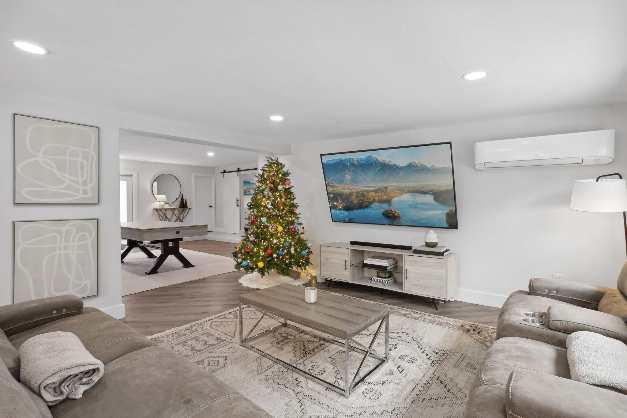 914 SW 27th Place