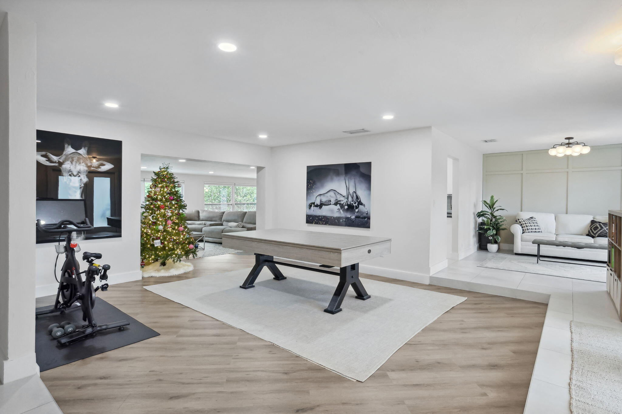 914 SW 27th Place