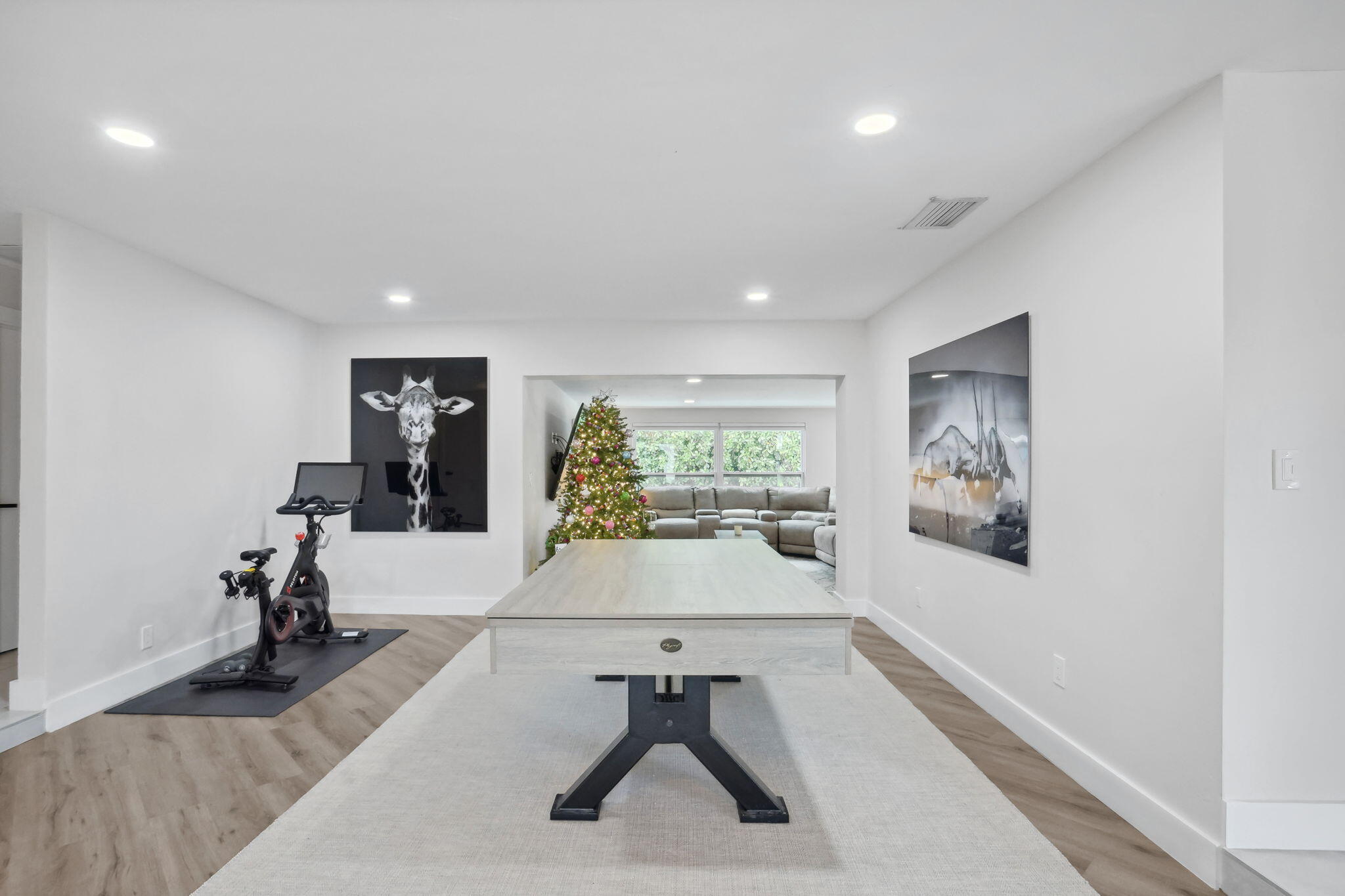 914 SW 27th Place