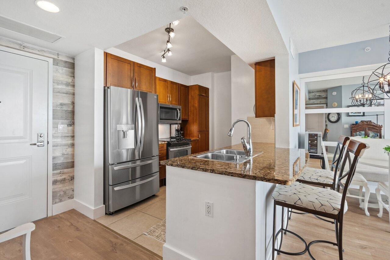 450 N Federal Highway 802