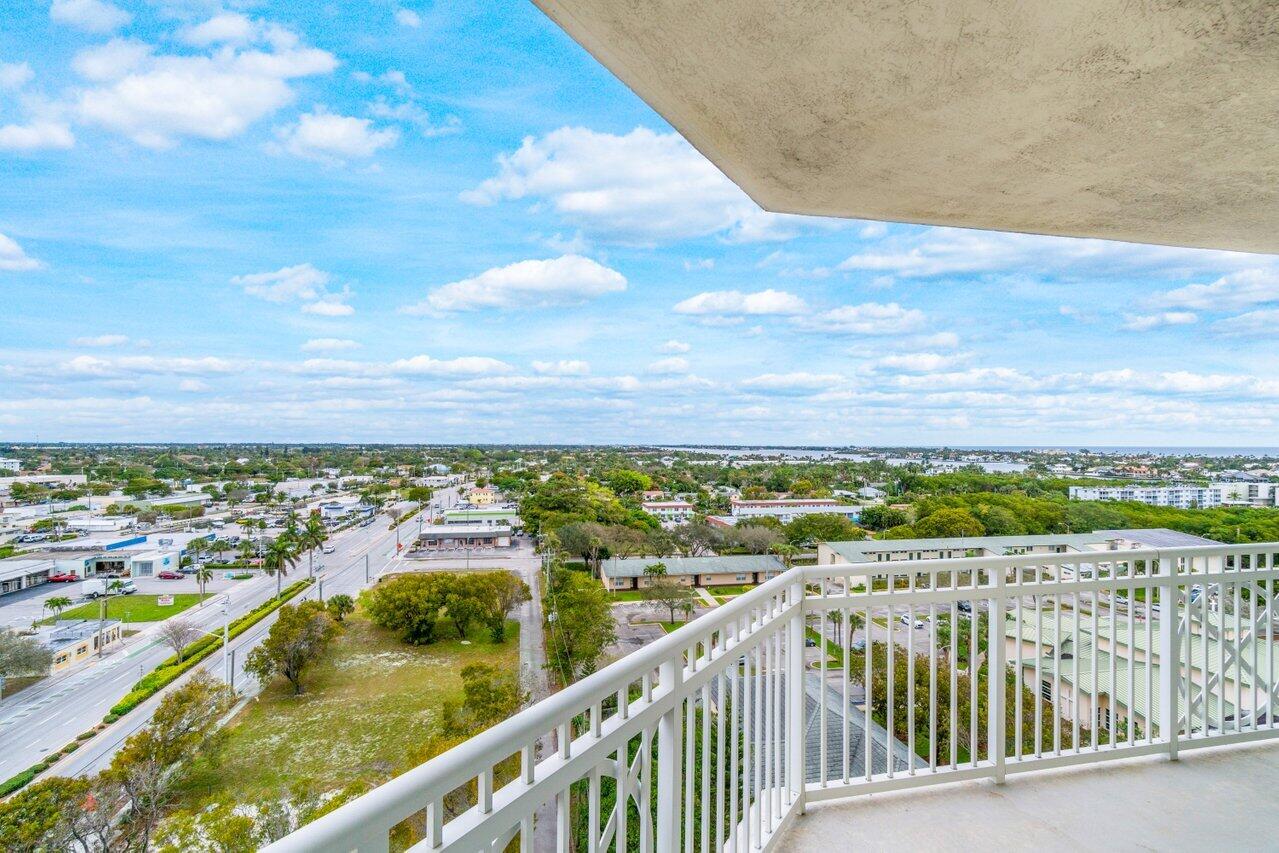 450 N Federal Highway 1115