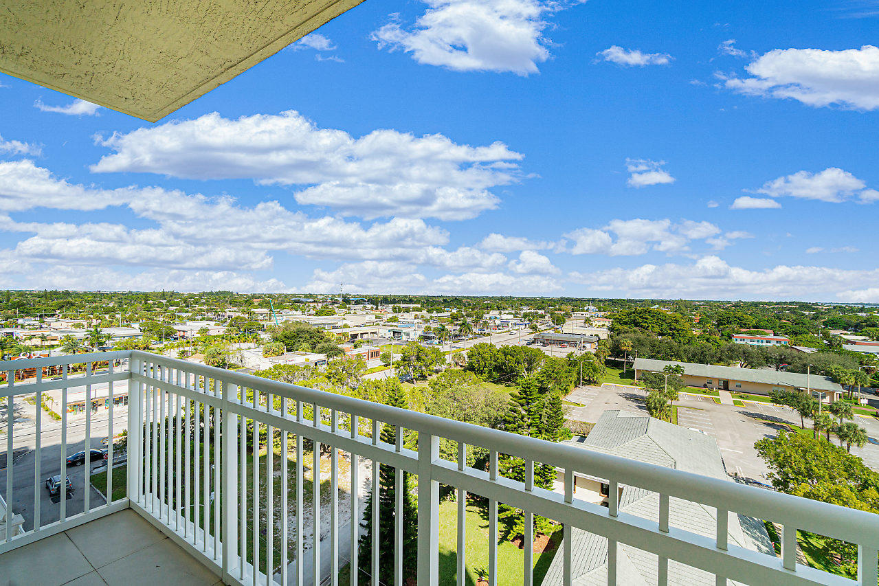 450 N Federal Highway 813