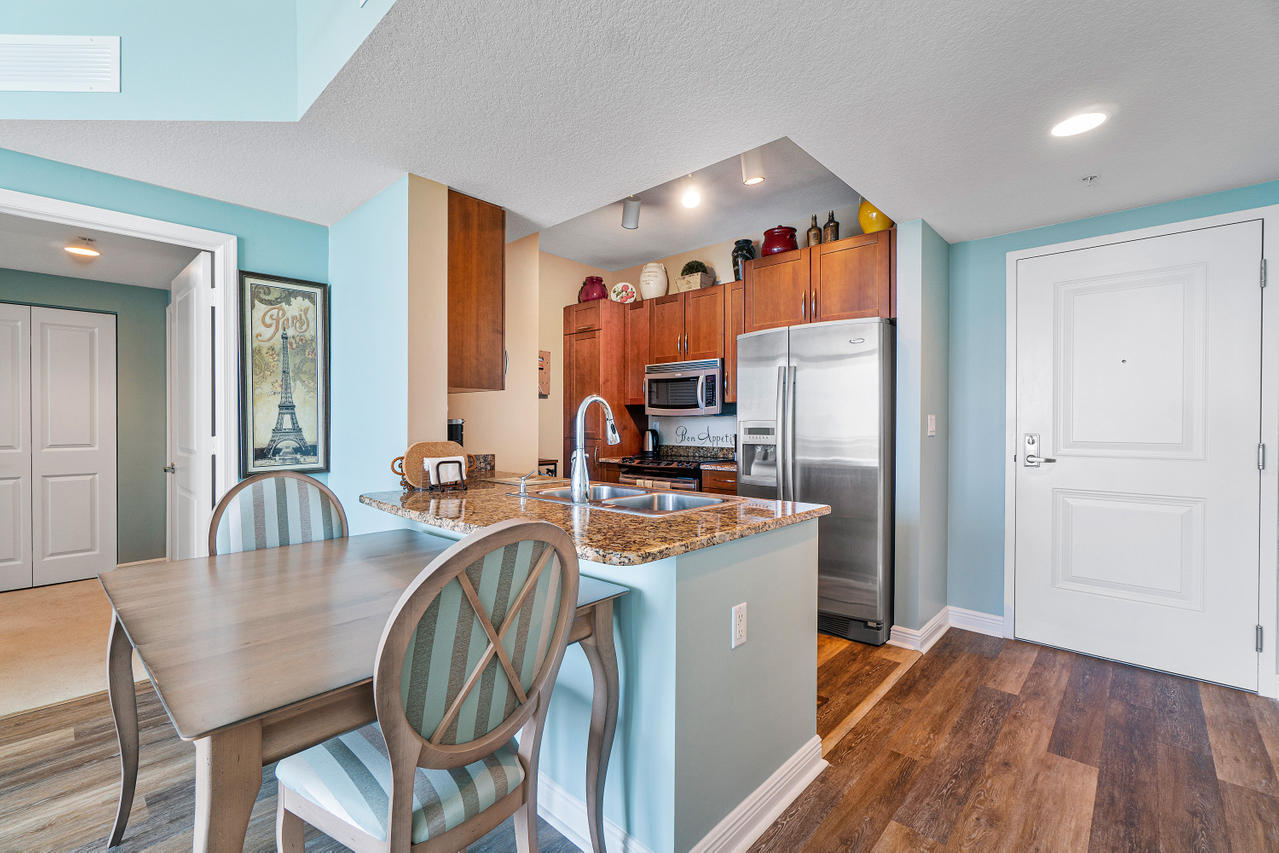 350 N Federal Highway 1213