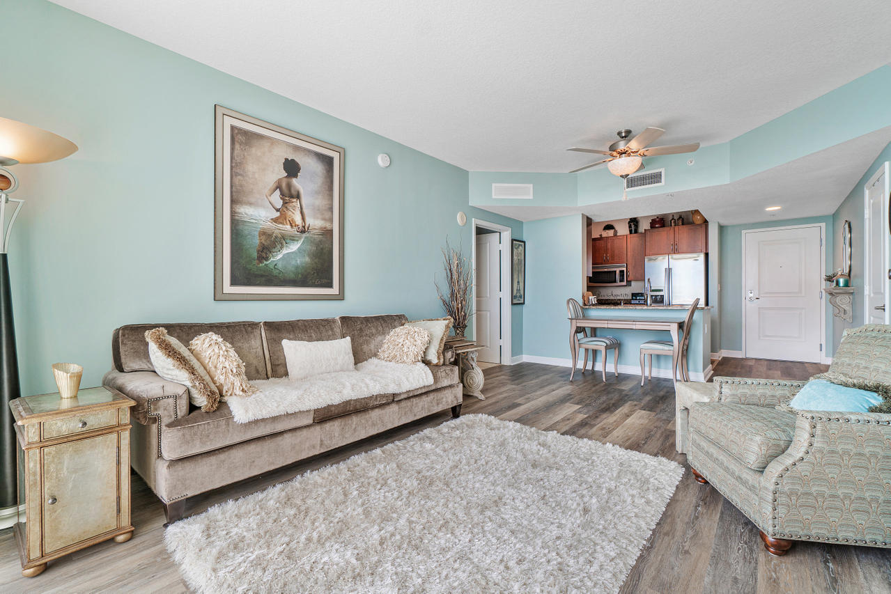 350 N Federal Highway 1213