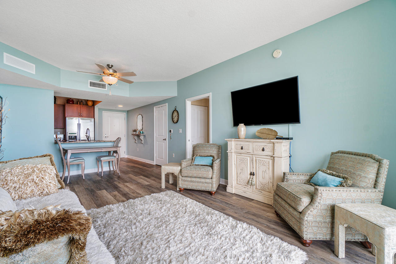 350 N Federal Highway 1213
