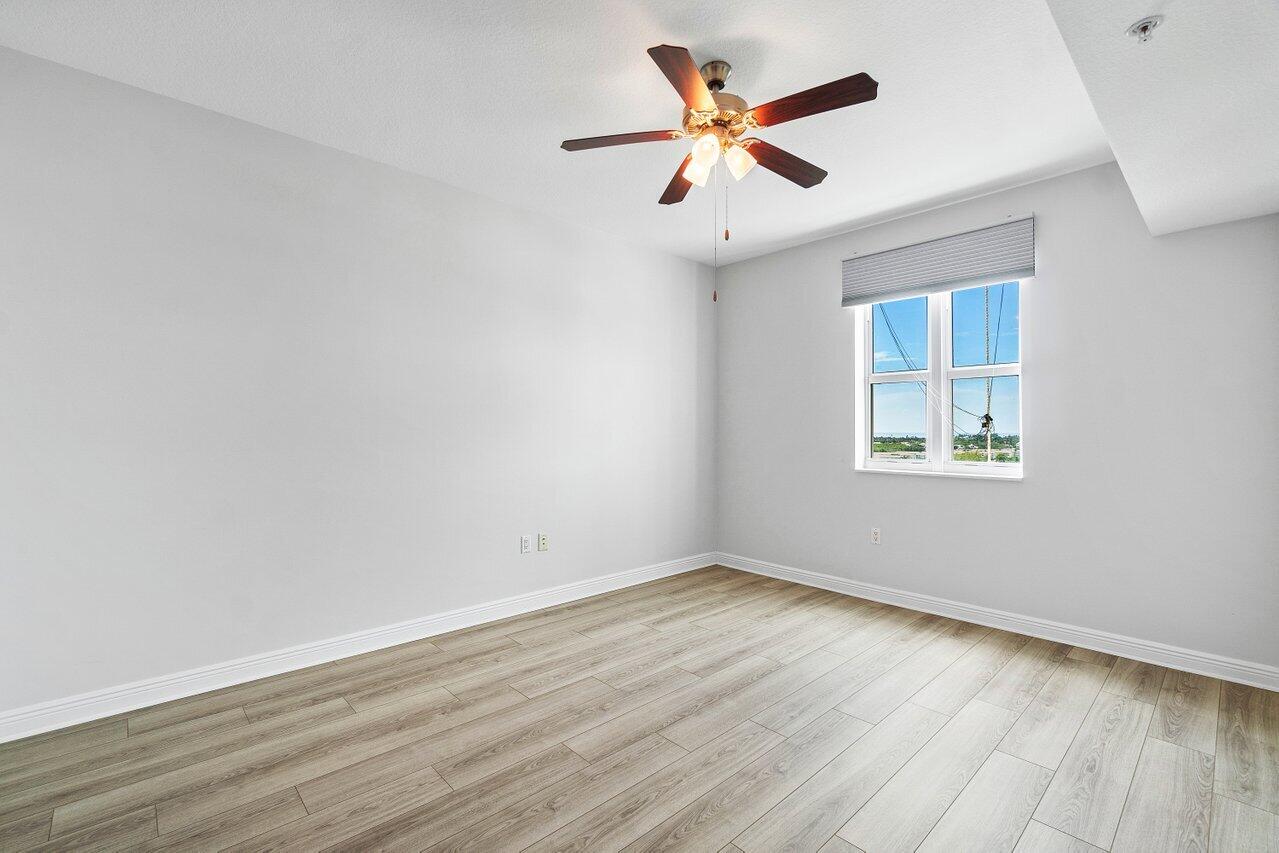 350 N Federal Highway 1115