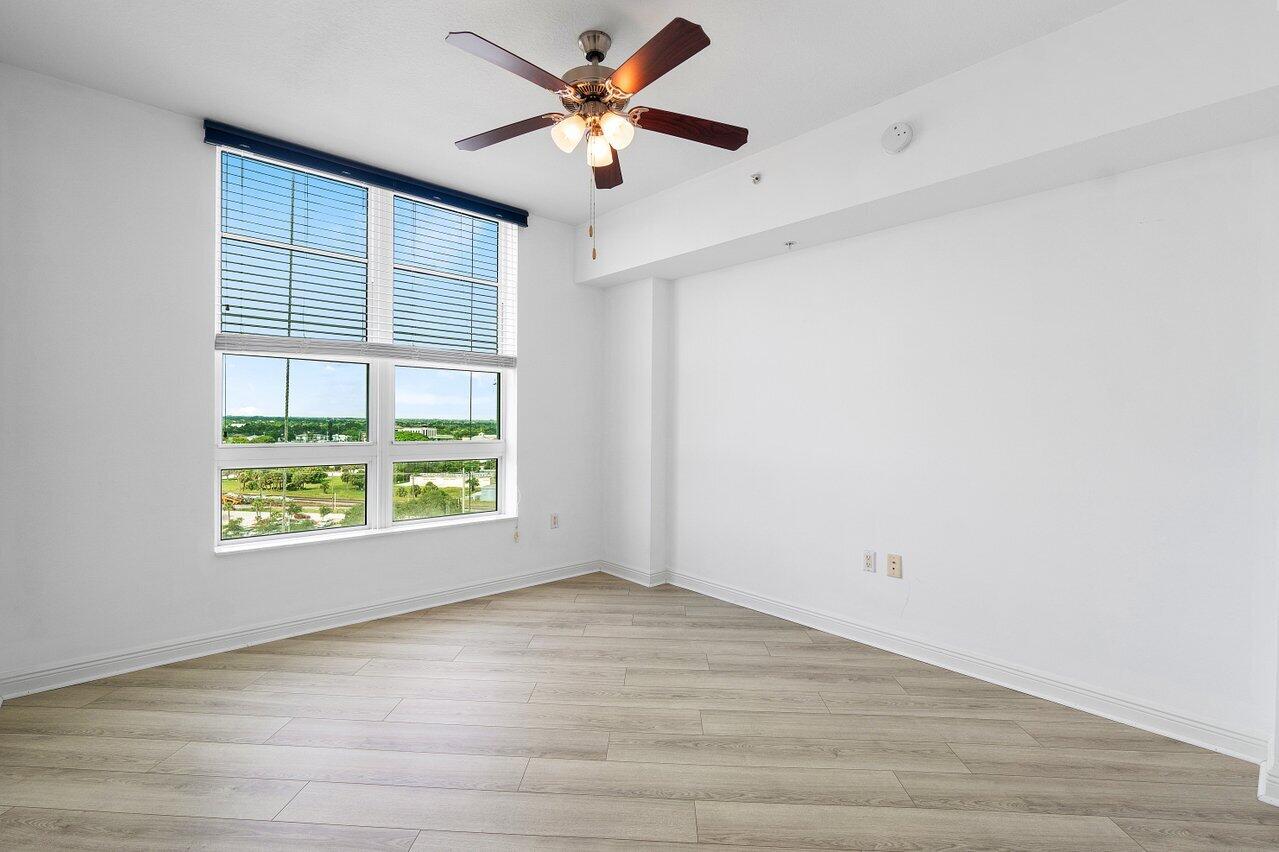 350 N Federal Highway 1115