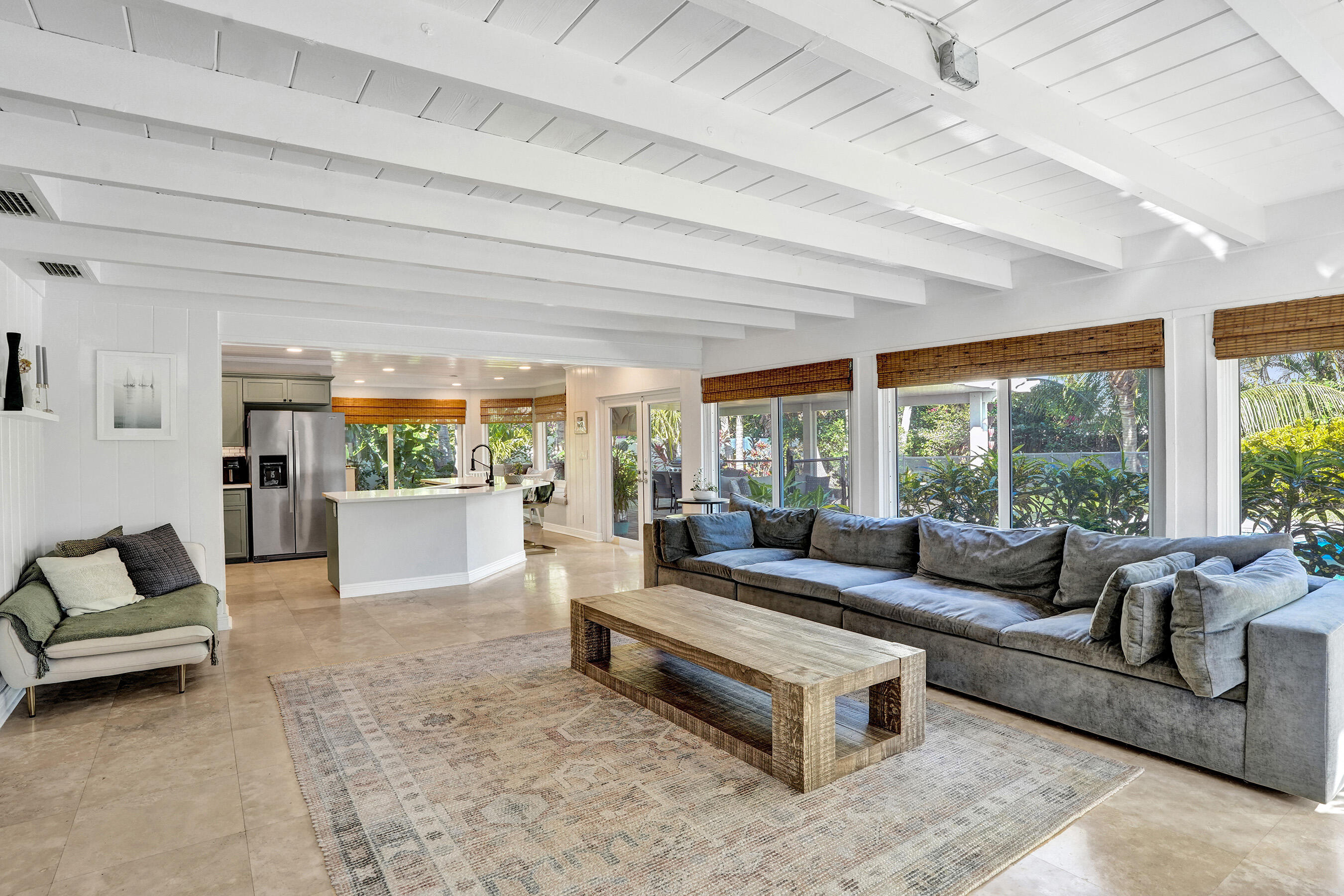 203 NW 15th Street