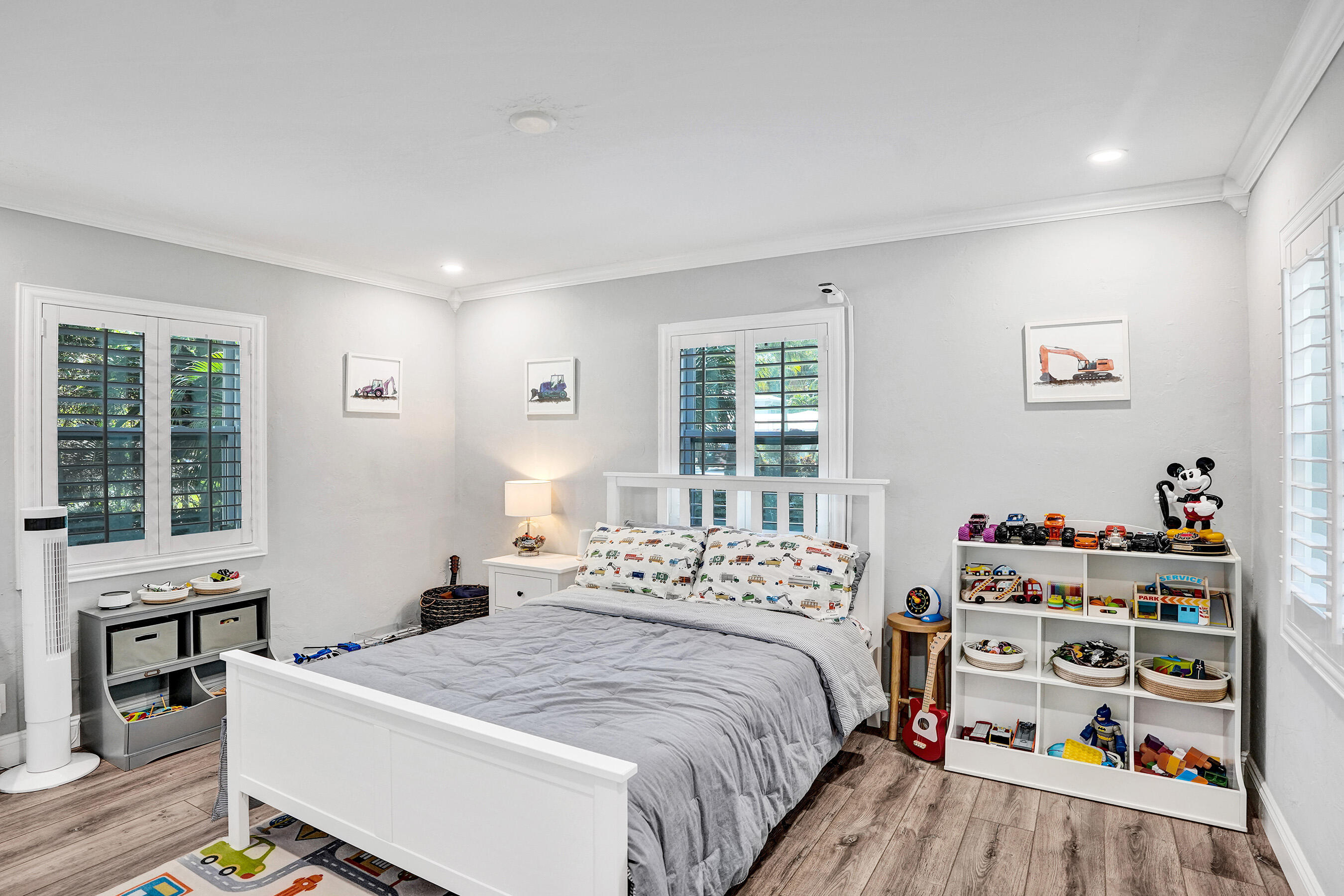 203 NW 15th Street