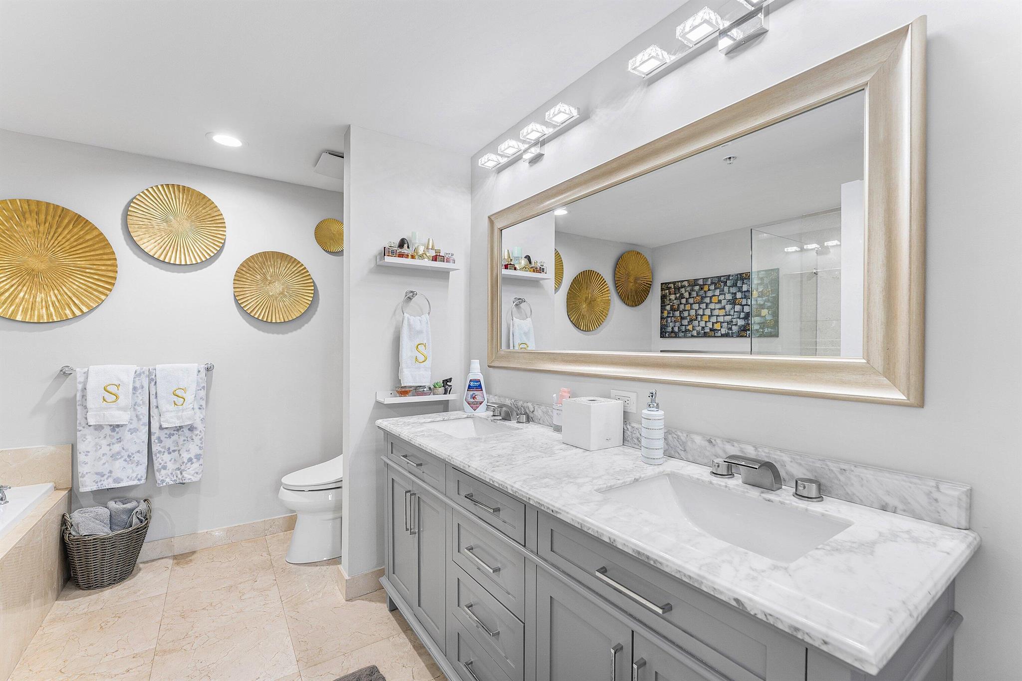 350 N Federal Highway 913