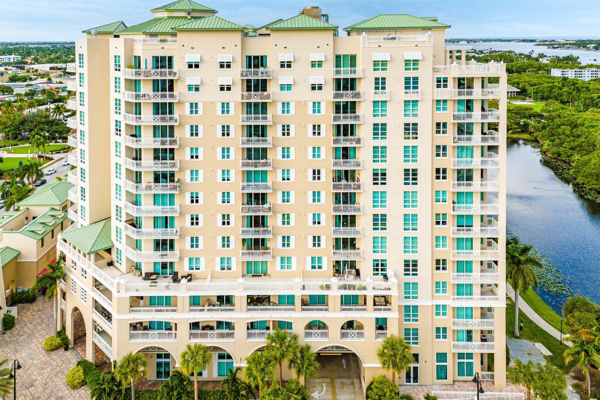 350 N Federal Highway 913