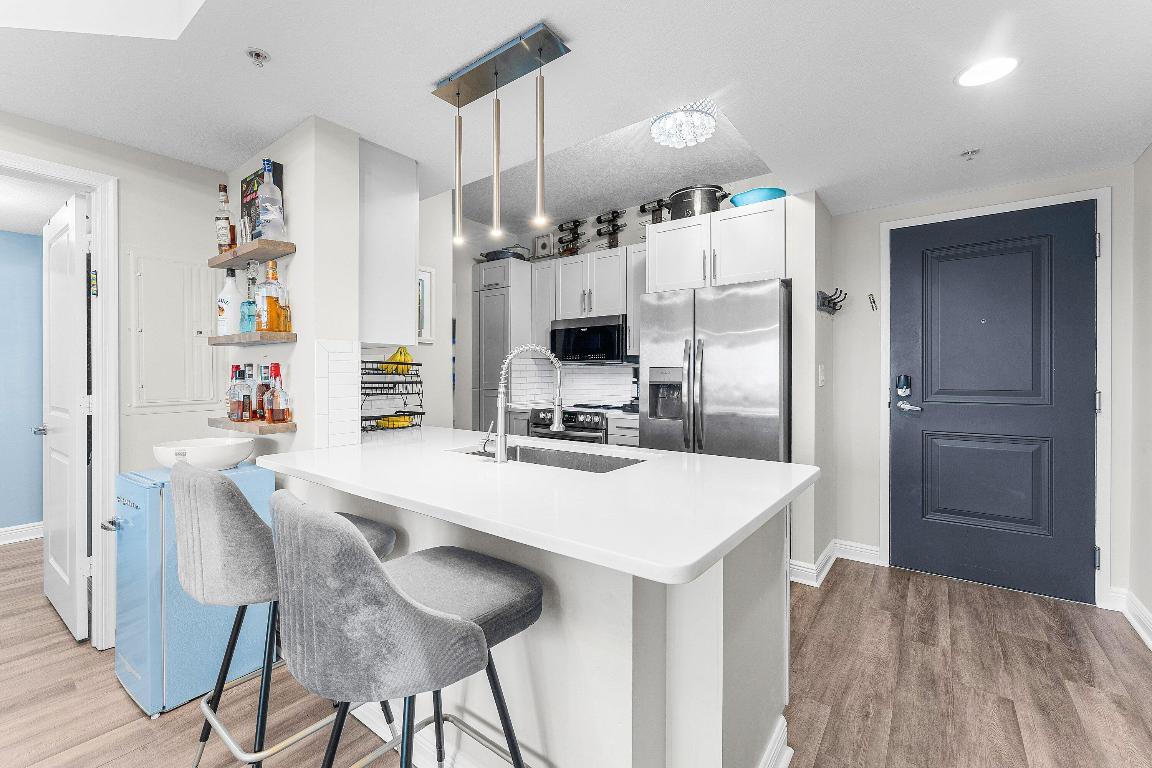 350 N Federal Highway 913