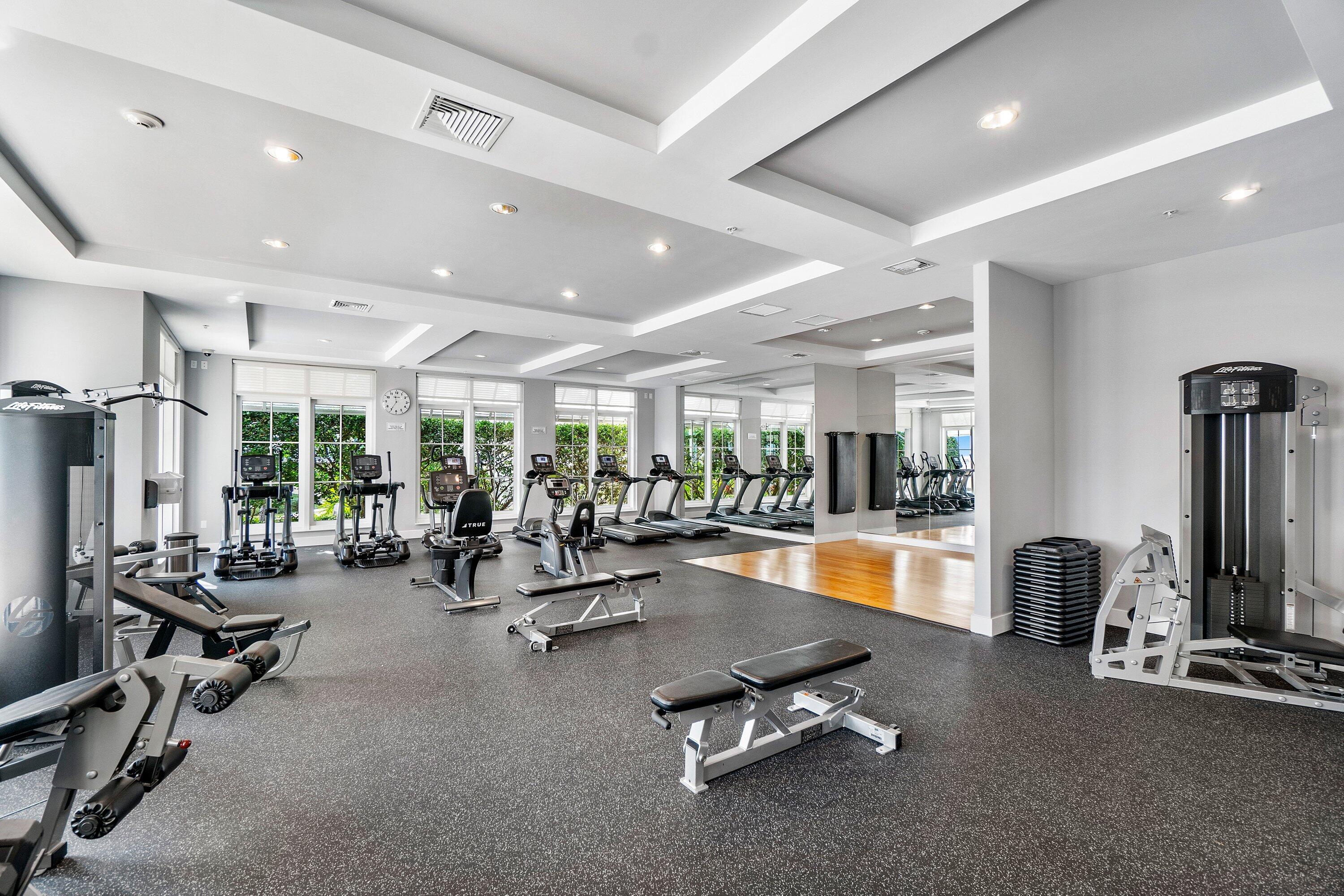 450 N Fedeal Highway 610