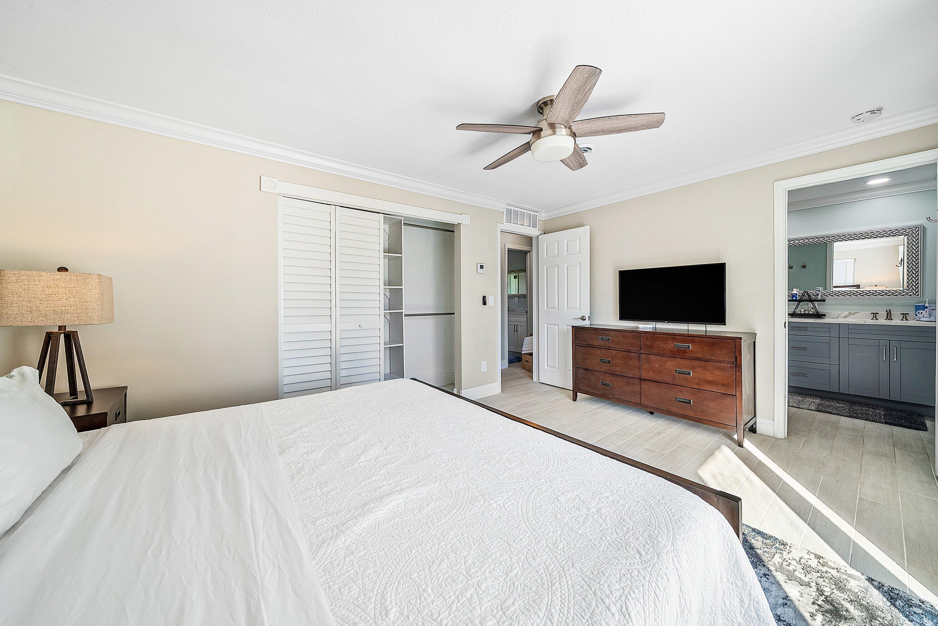 108 SE 31st Avenue