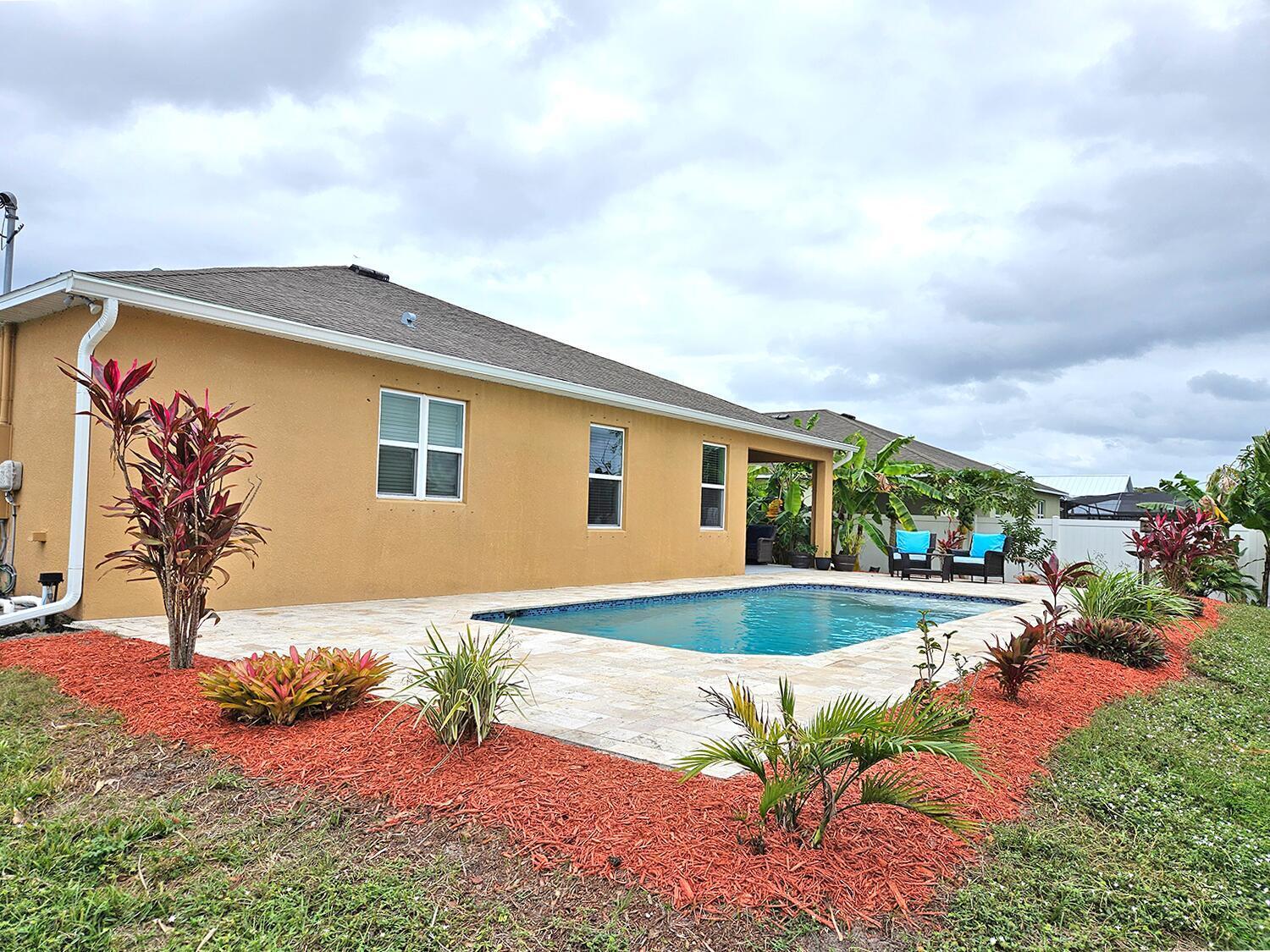 934 SW Worcester Lane, Port St. Lucie