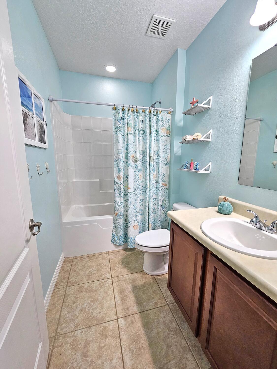934 SW Worcester Lane, Port St. Lucie